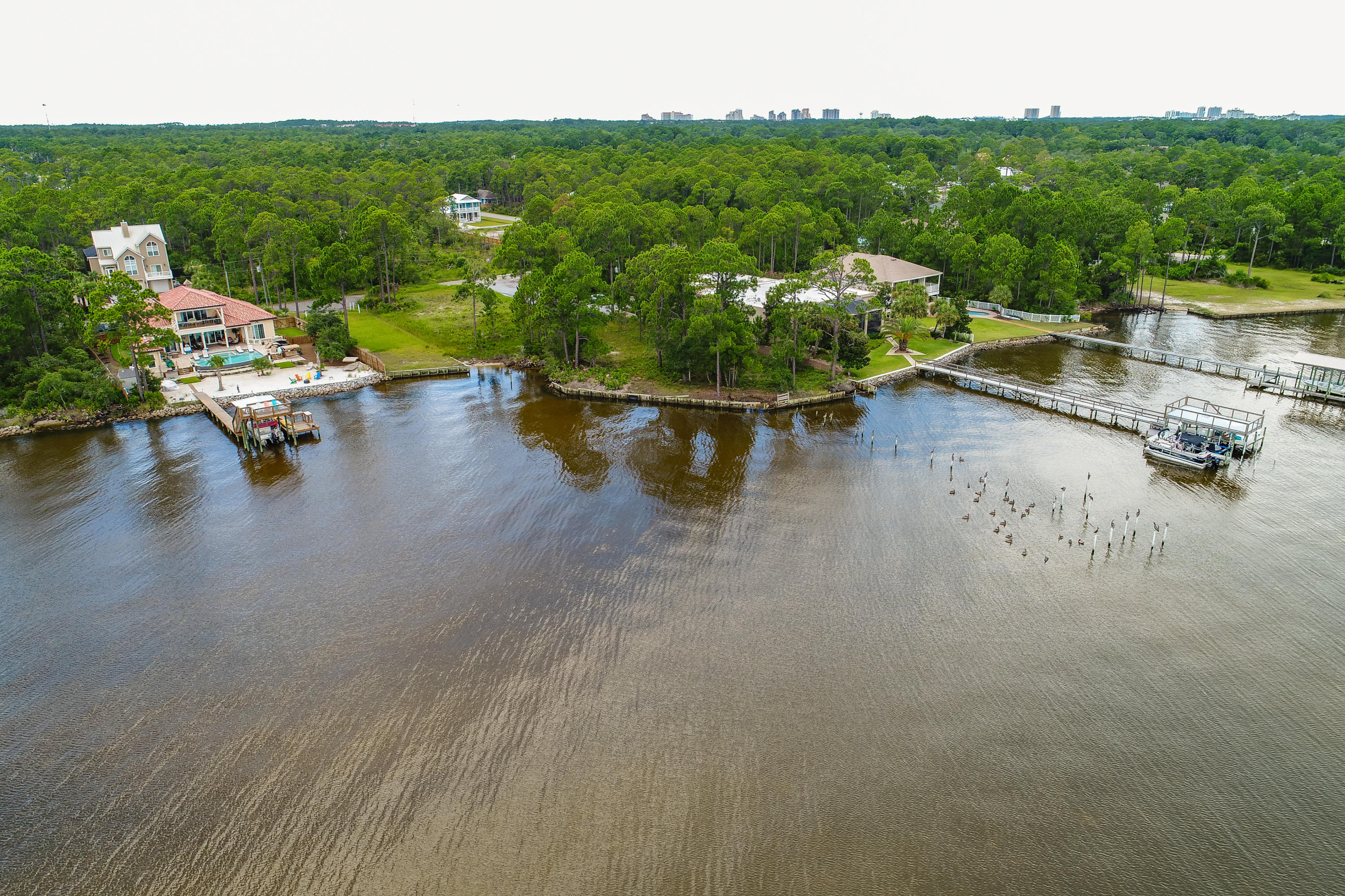 SHELTER COVE ESTATES - Land