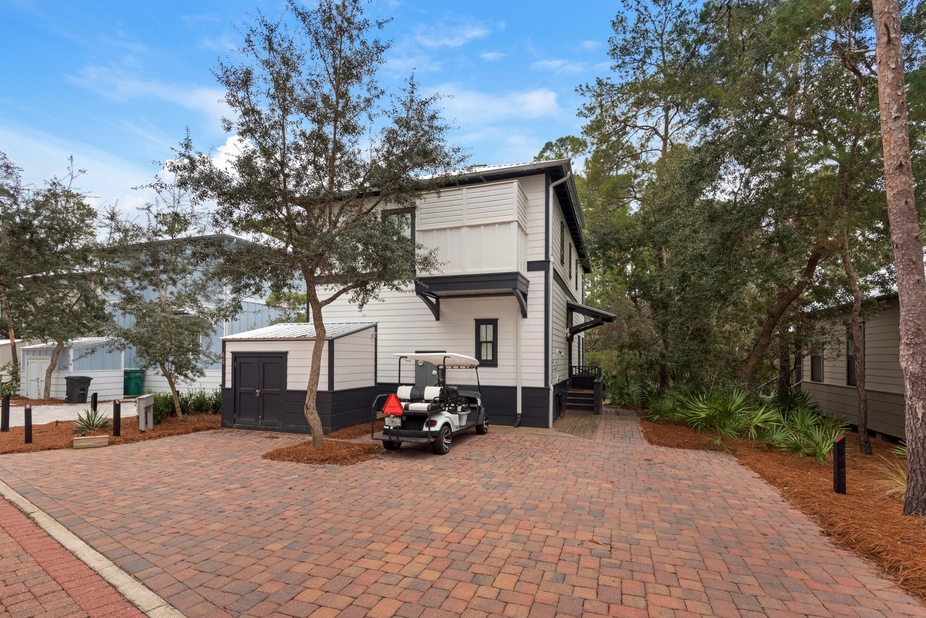 MAGNOLIA COTTAGES - Residential