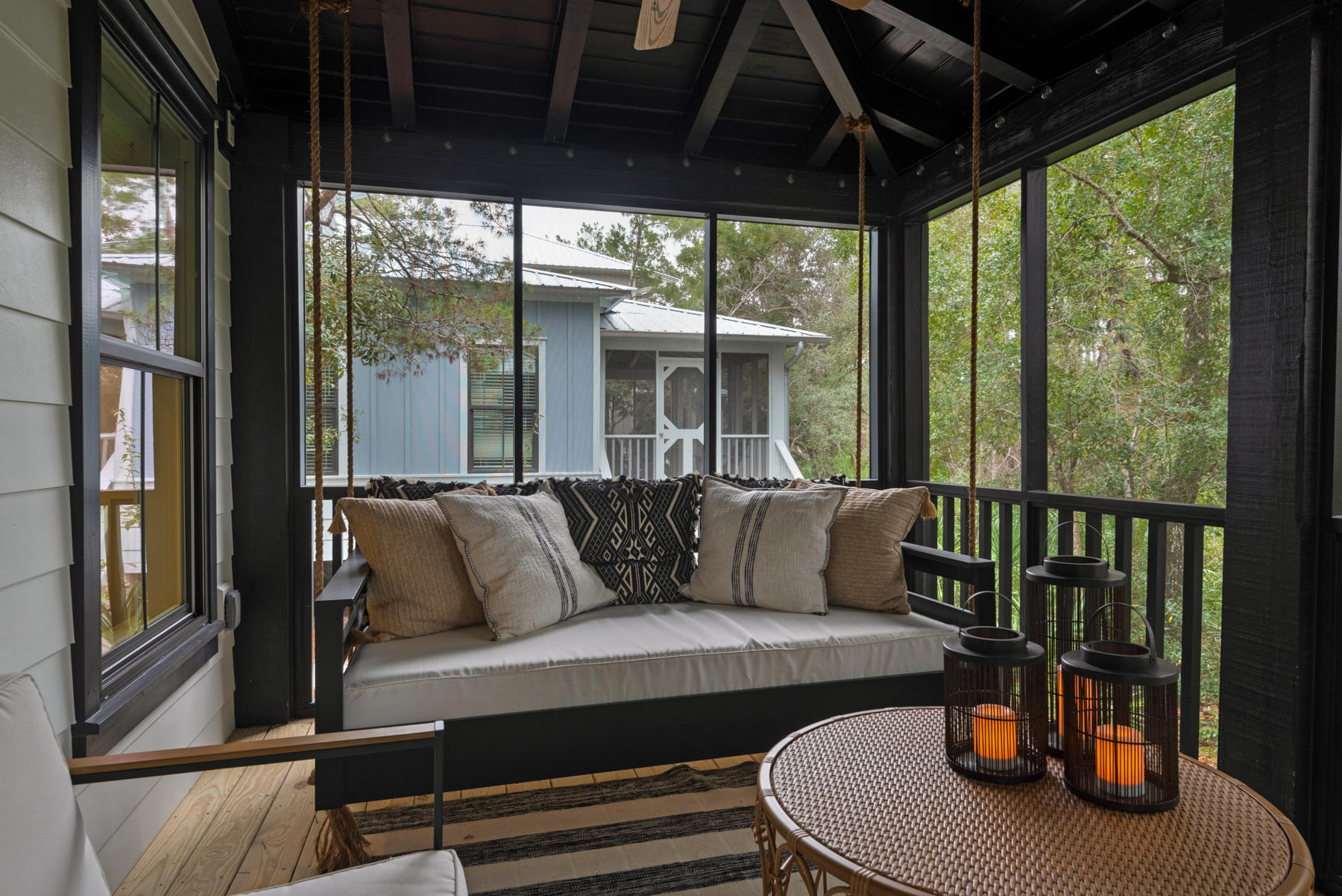 MAGNOLIA COTTAGES - Residential