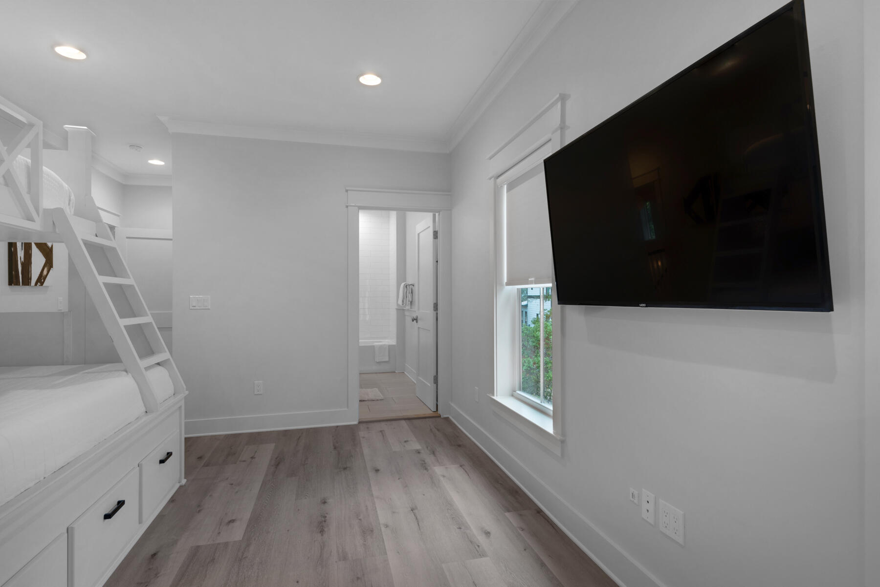 MAGNOLIA COTTAGES - Residential