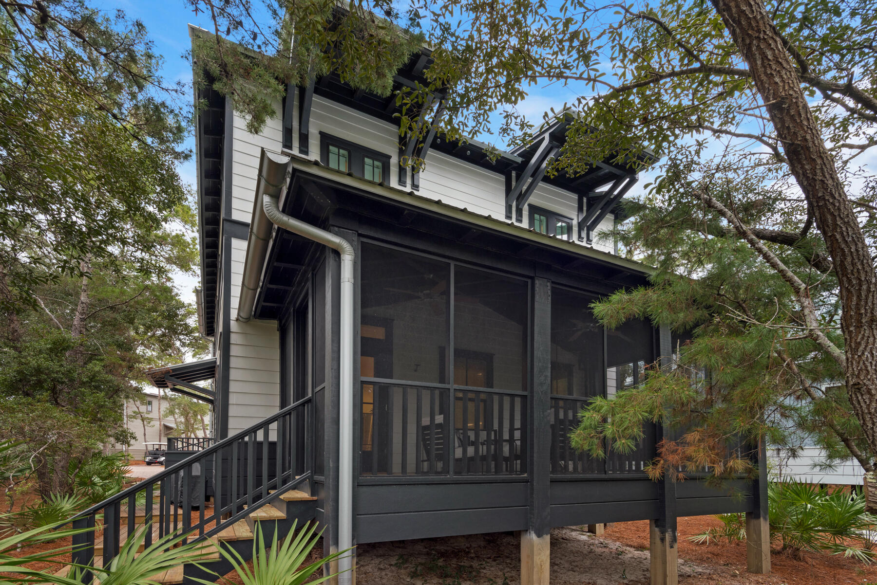 MAGNOLIA COTTAGES - Residential