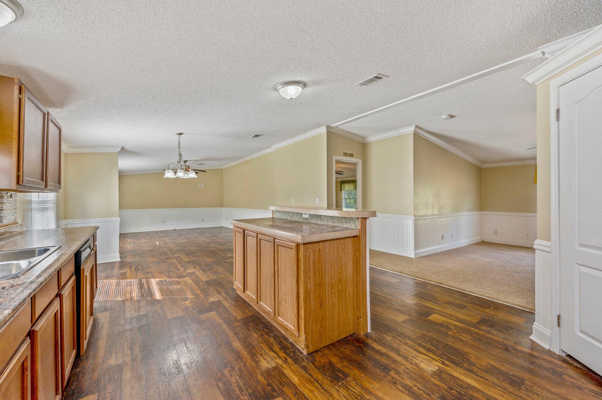 OAKWOOD HILLS UNIT 3 - Residential