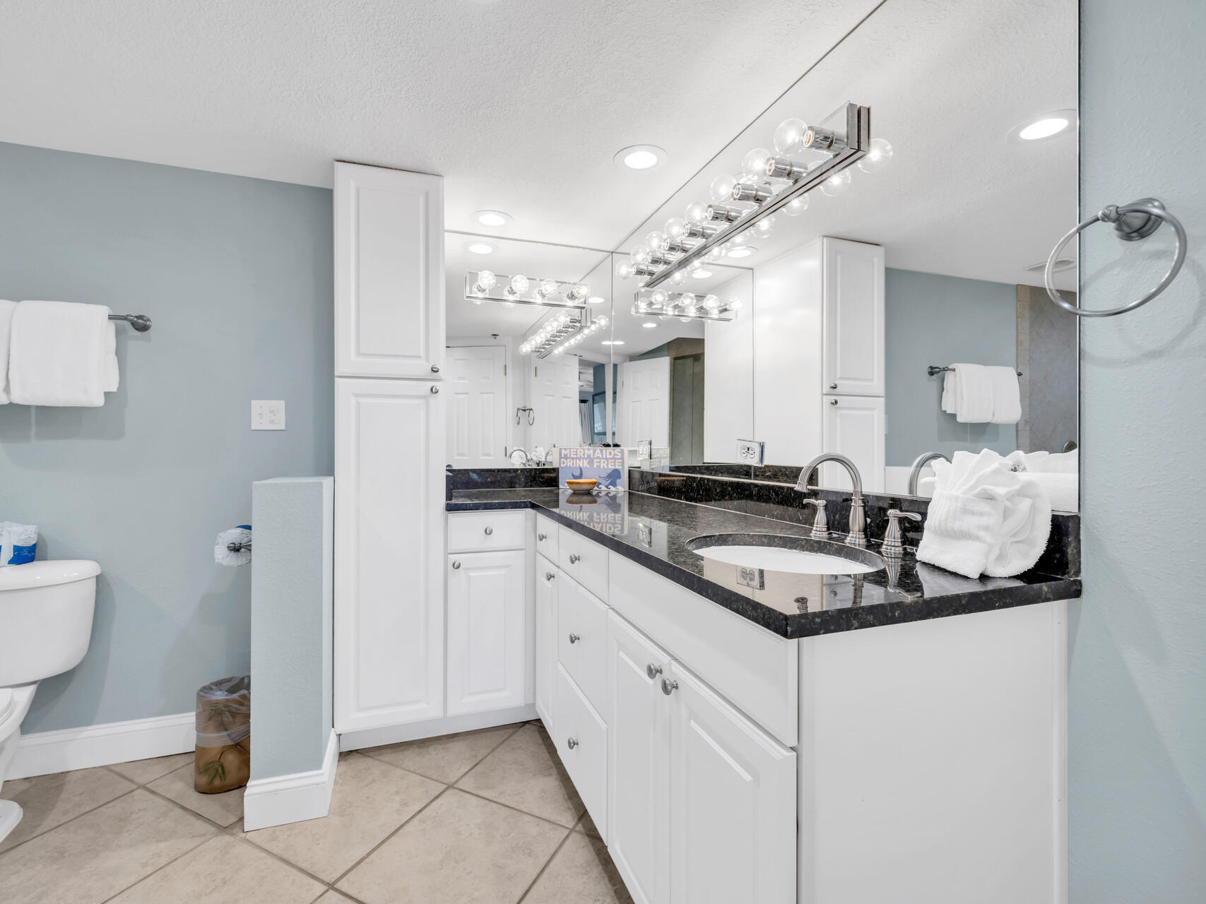 DESTIN TOWERS CONDO - Residential