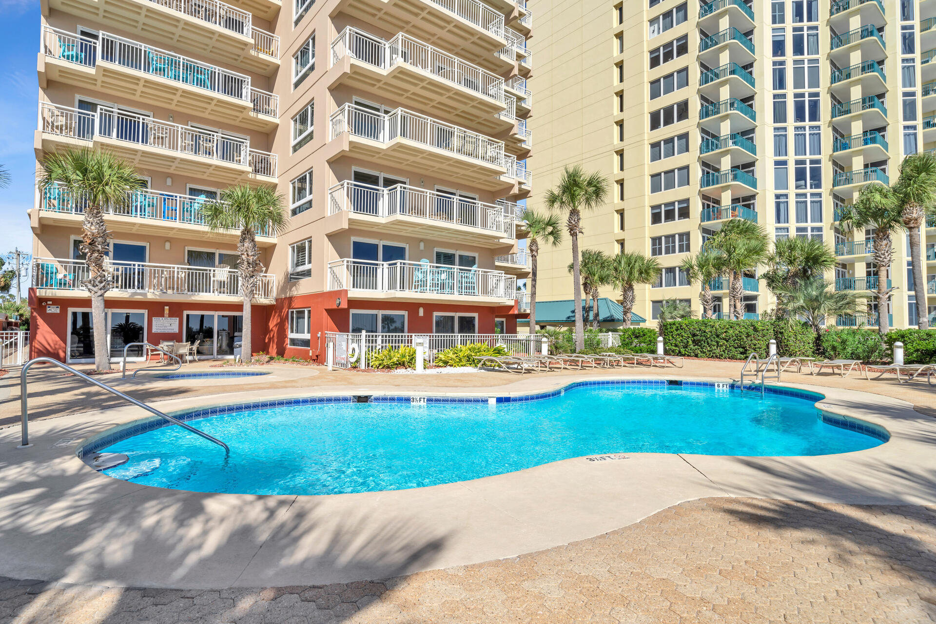 DESTIN TOWERS CONDO - Residential