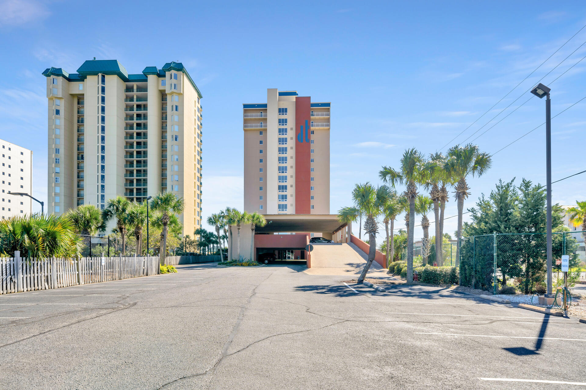 DESTIN TOWERS CONDO - Residential