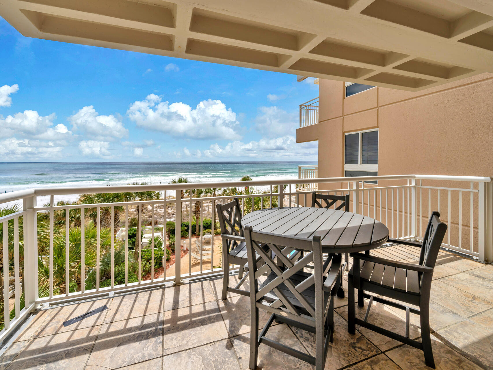DESTIN TOWERS CONDO - Residential