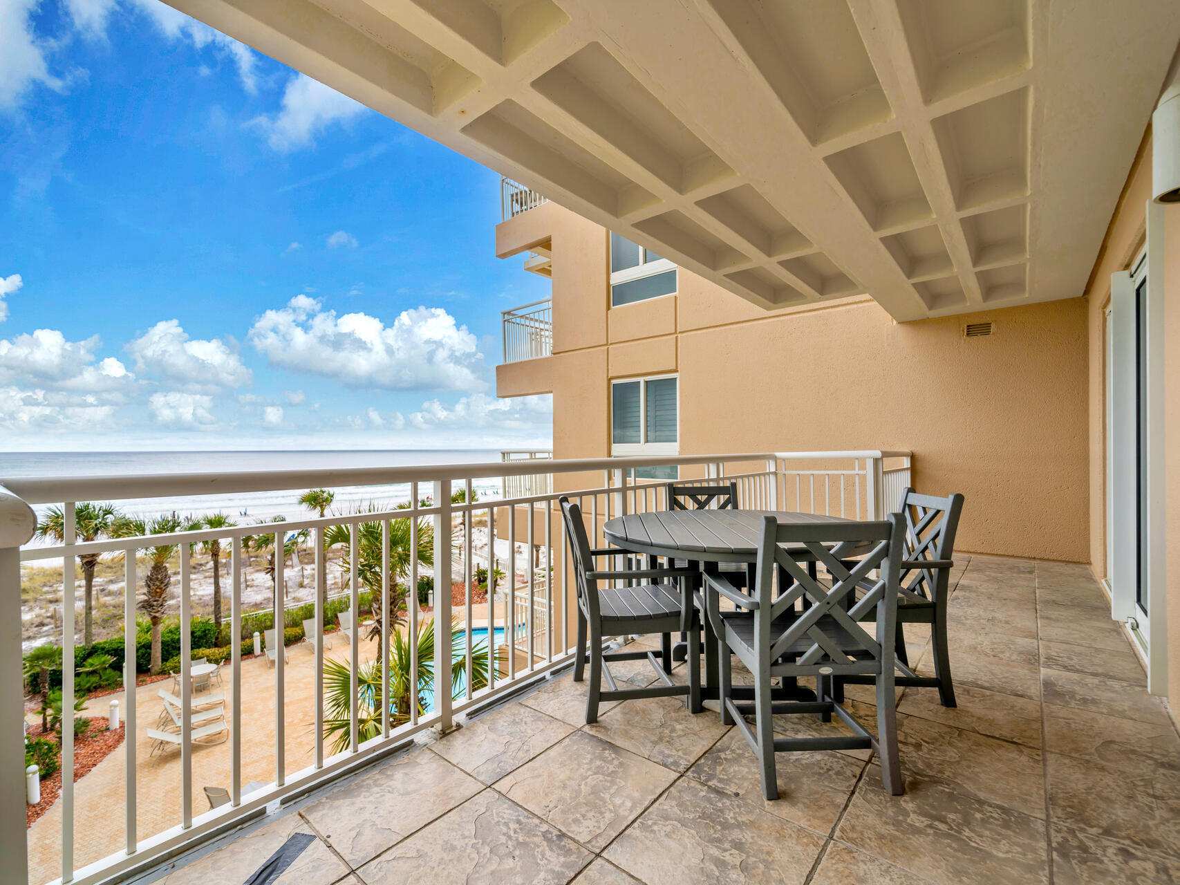 DESTIN TOWERS CONDO - Residential