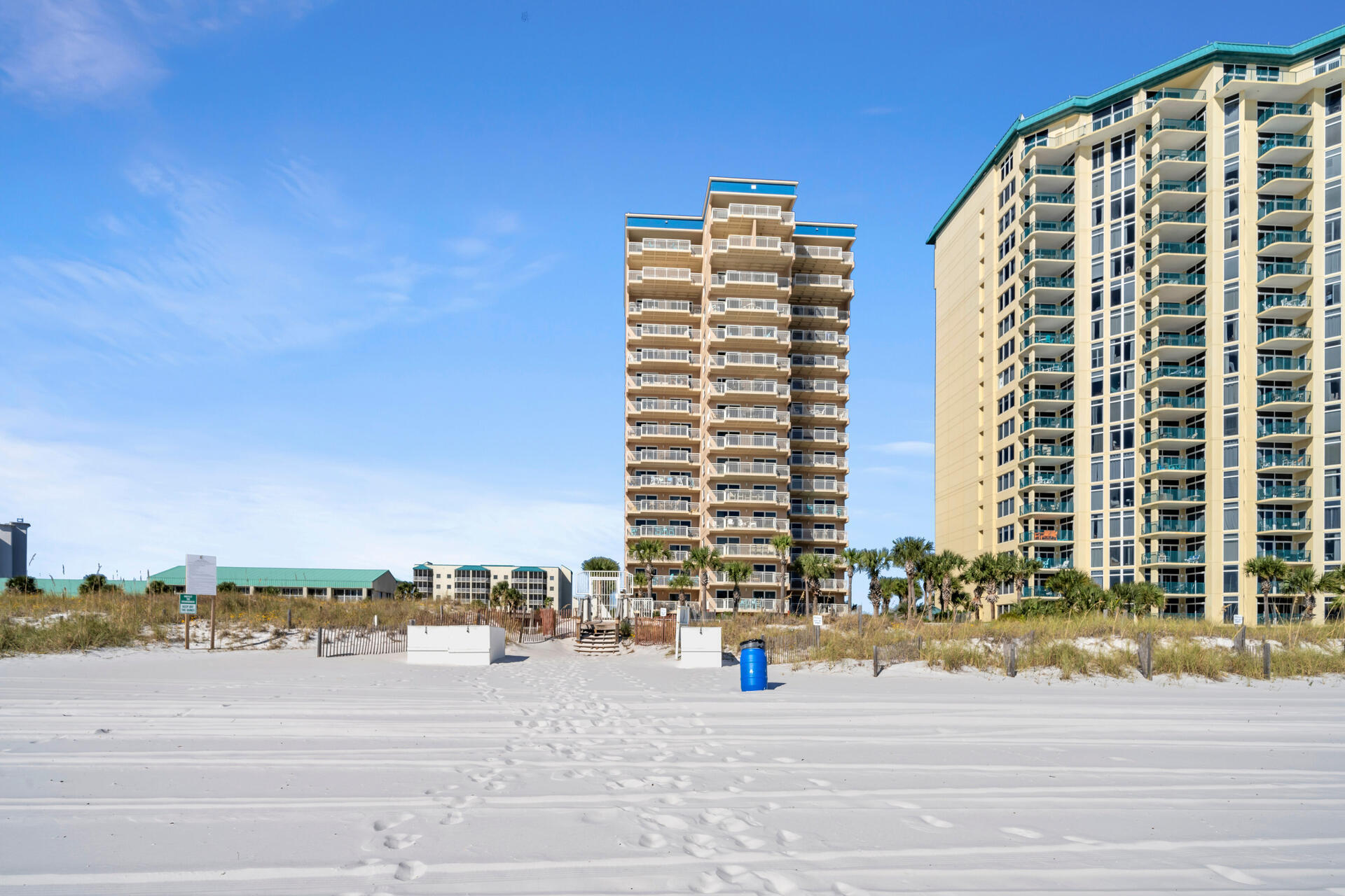 DESTIN TOWERS CONDO - Residential