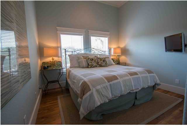 GULF TRACE - Residential