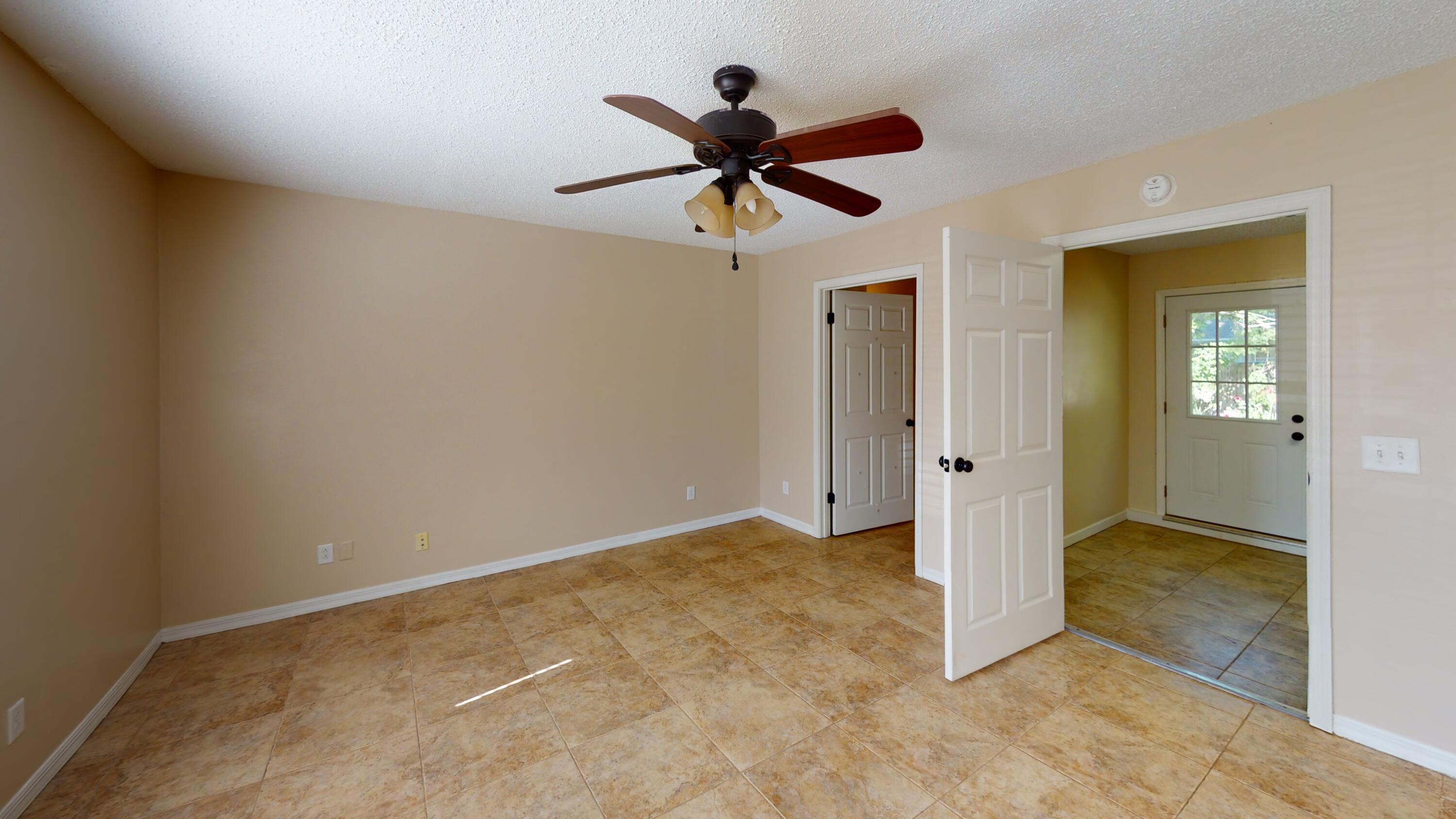 PINE MEADOWS 2ND ADDN - Residential