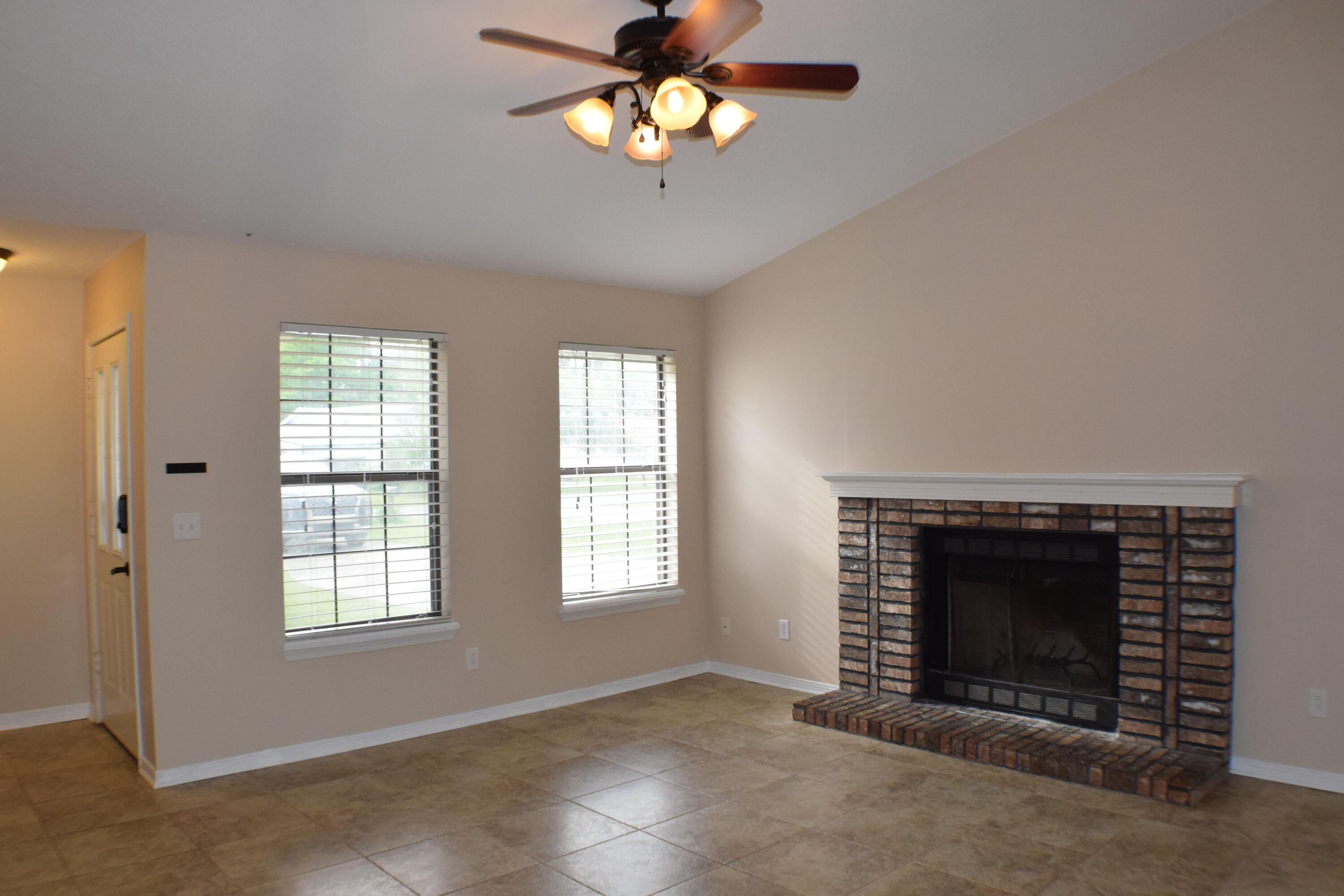 PINE MEADOWS 2ND ADDN - Residential