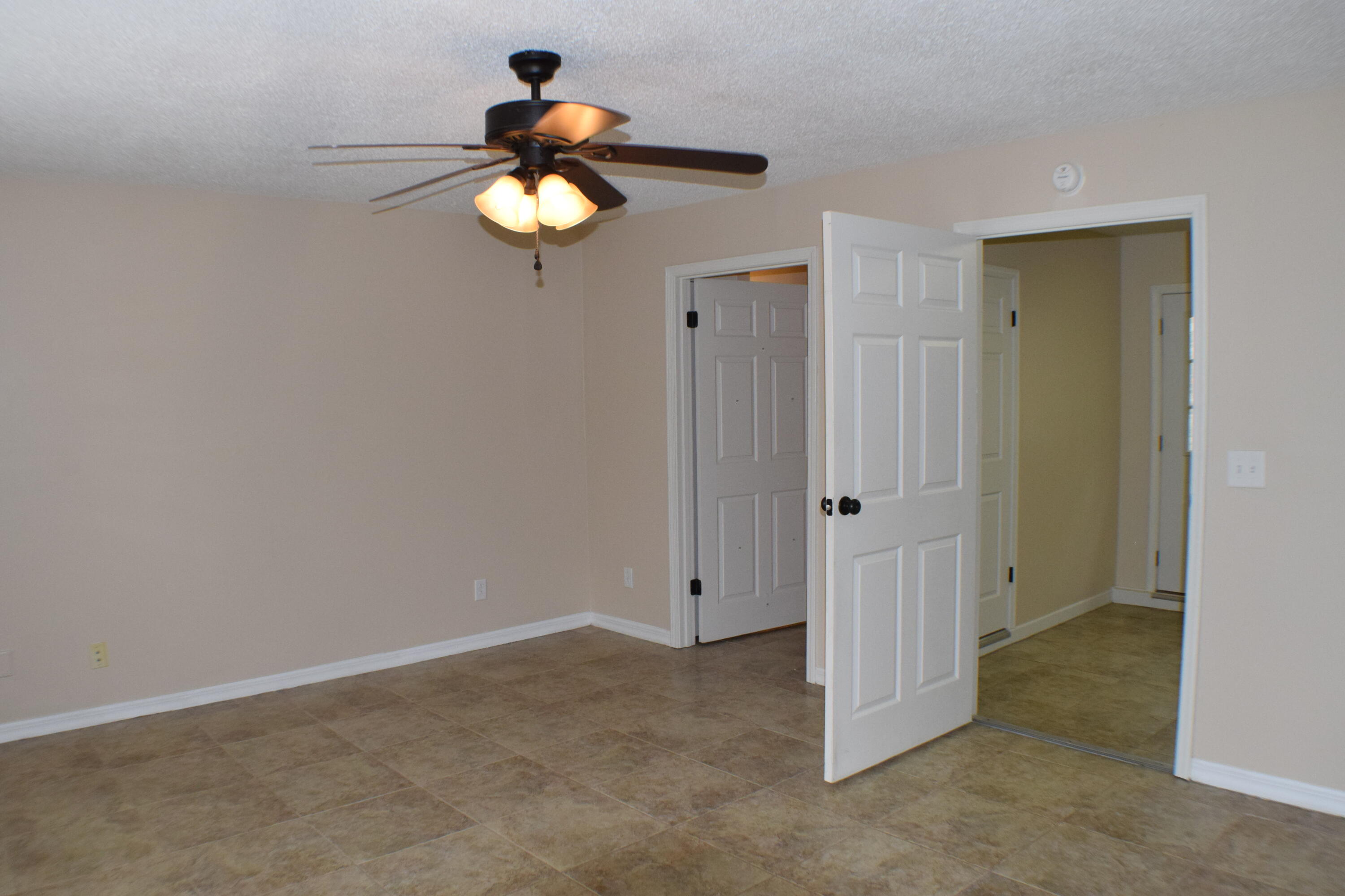 PINE MEADOWS 2ND ADDN - Residential