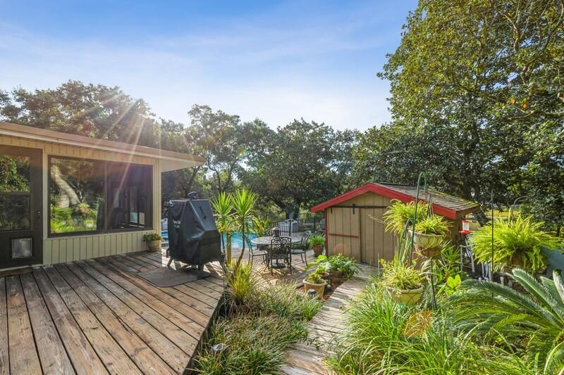 LAKE SHARON ESTATES - Residential