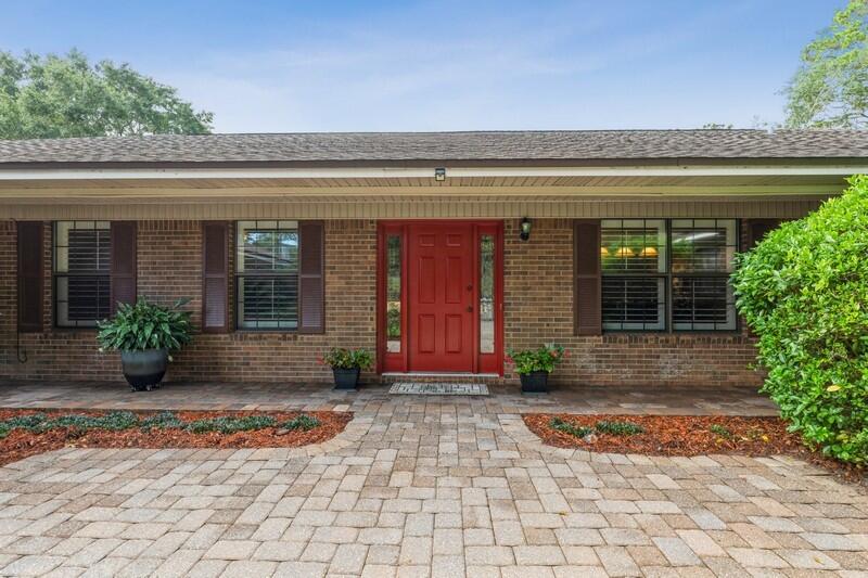 LAKE SHARON ESTATES - Residential
