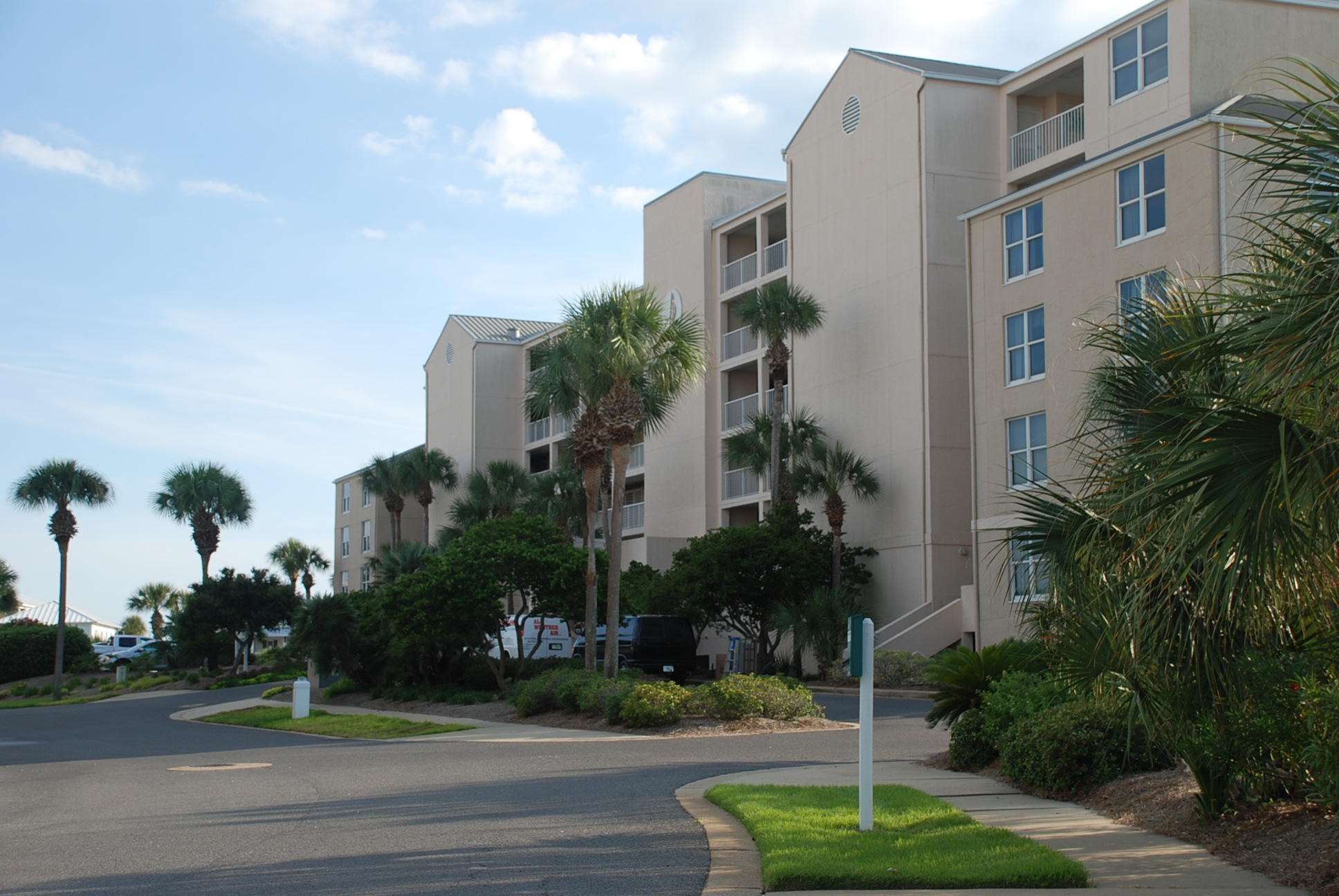 MAGNOLIA HOUSE (DESTIN POINTE) - Residential