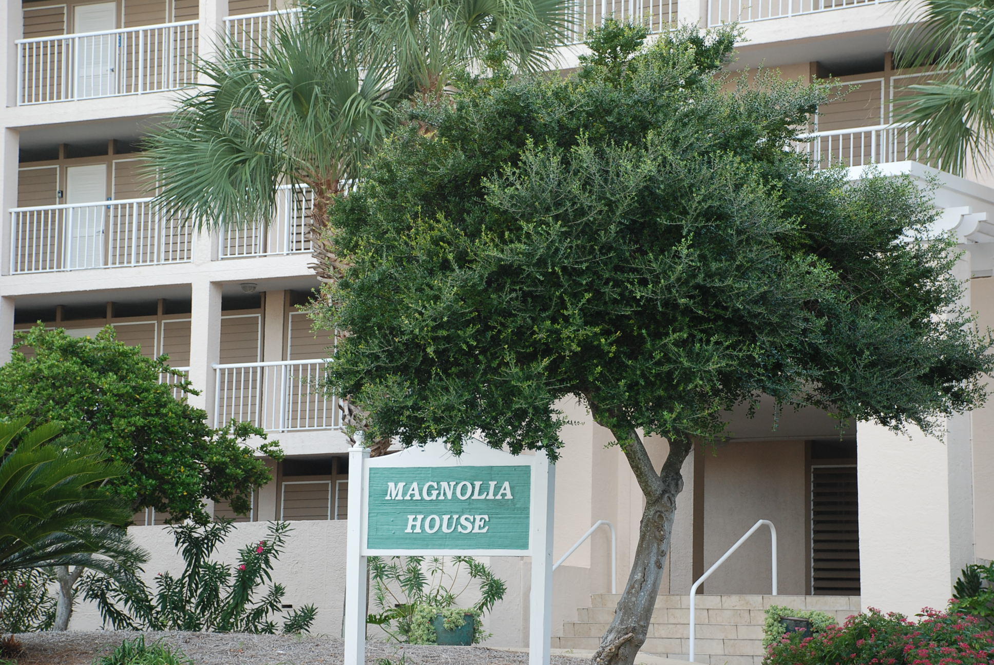 MAGNOLIA HOUSE (DESTIN POINTE) - Residential