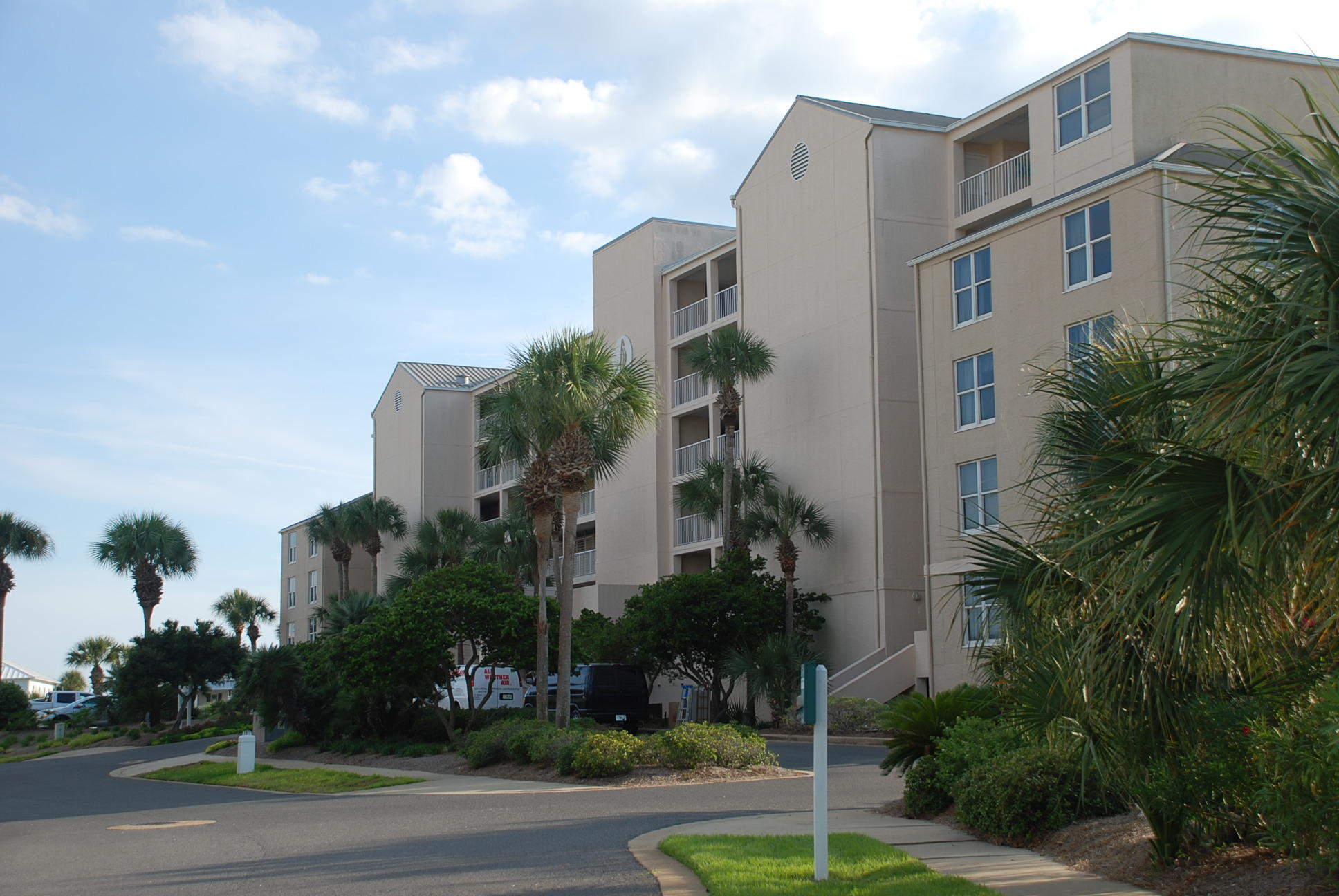 MAGNOLIA HOUSE (DESTIN POINTE) - Residential