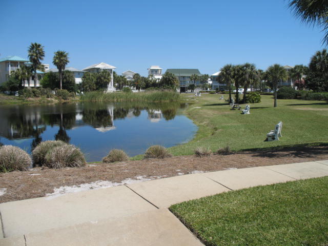 MAGNOLIA HOUSE (DESTIN POINTE) - Residential