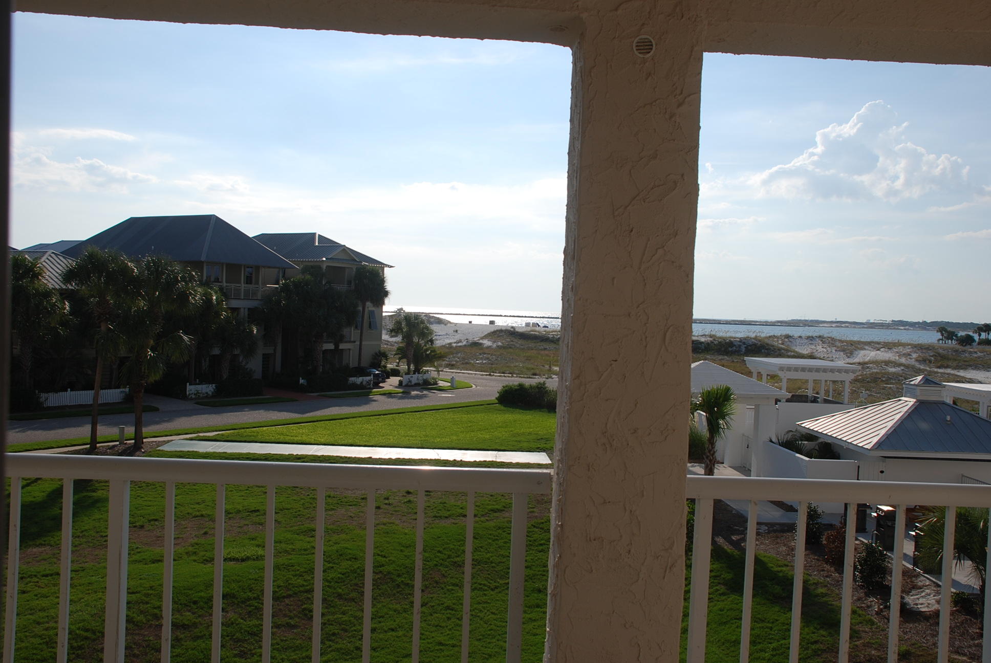 MAGNOLIA HOUSE (DESTIN POINTE) - Residential