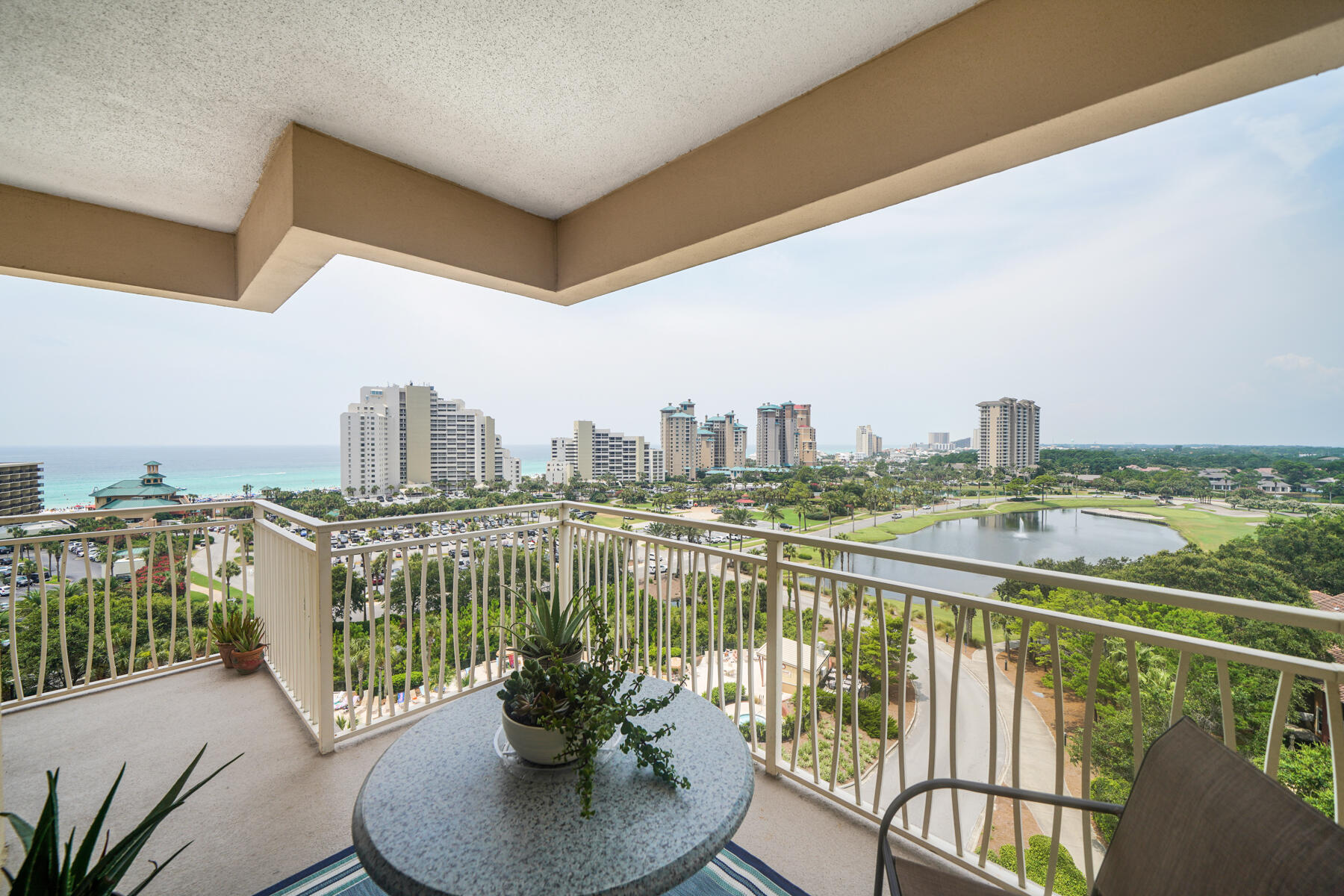 LUAU I - Residential