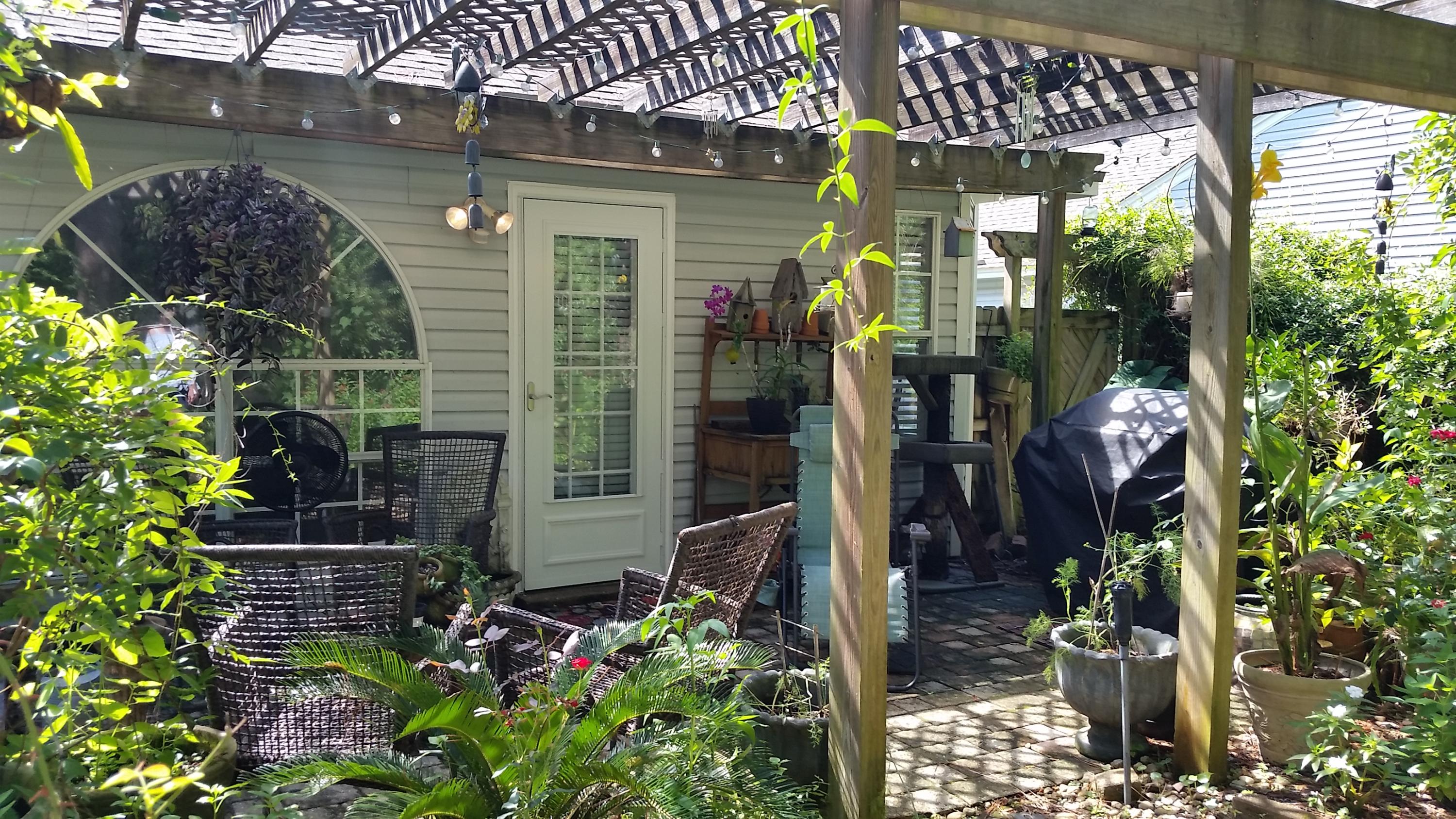 EMERALD GARDENS NORTH 1ST ADDN - Residential