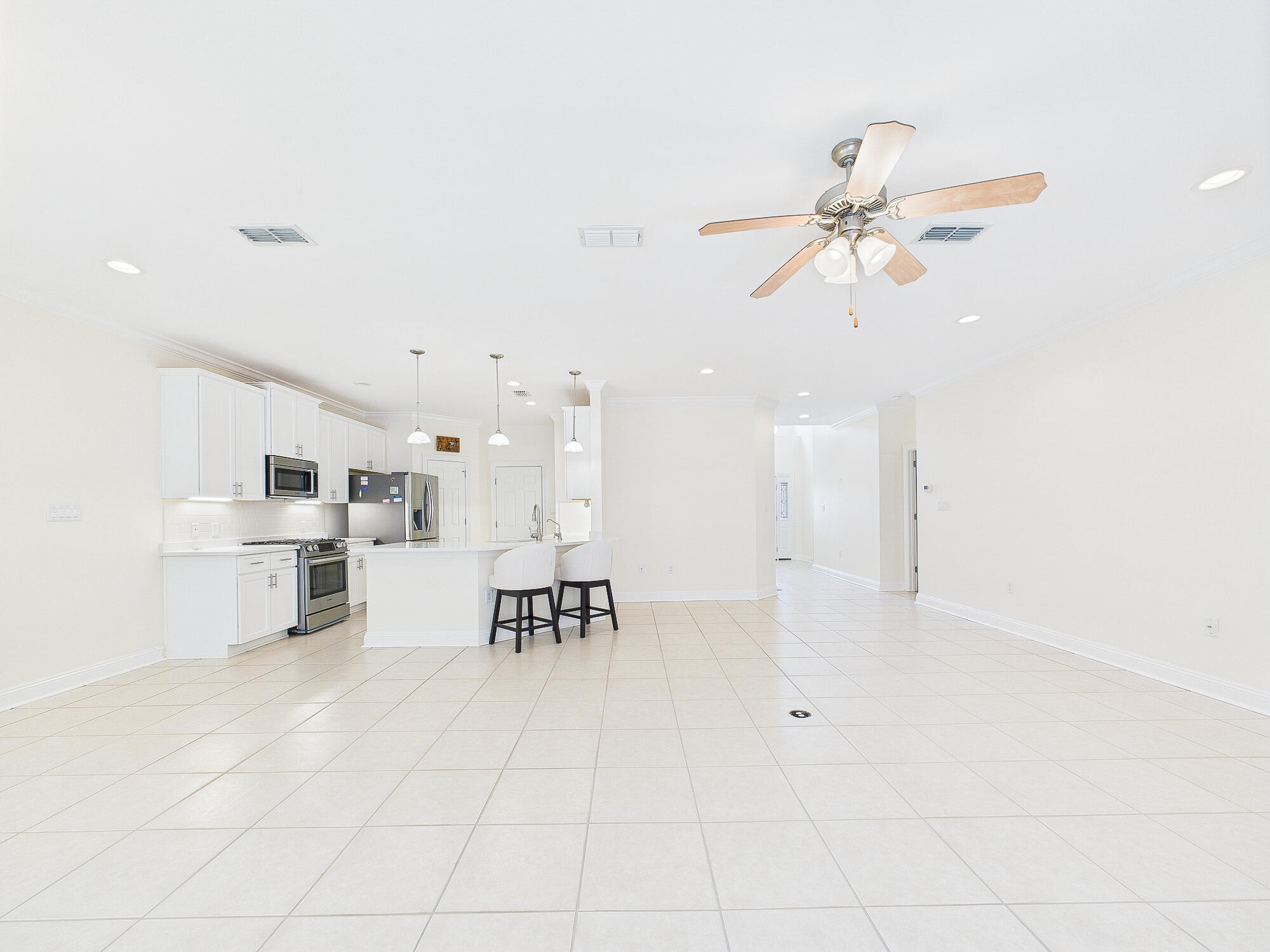 MEDITERRANEAN VILLAGE AT BLUEWATER BAY - Residential