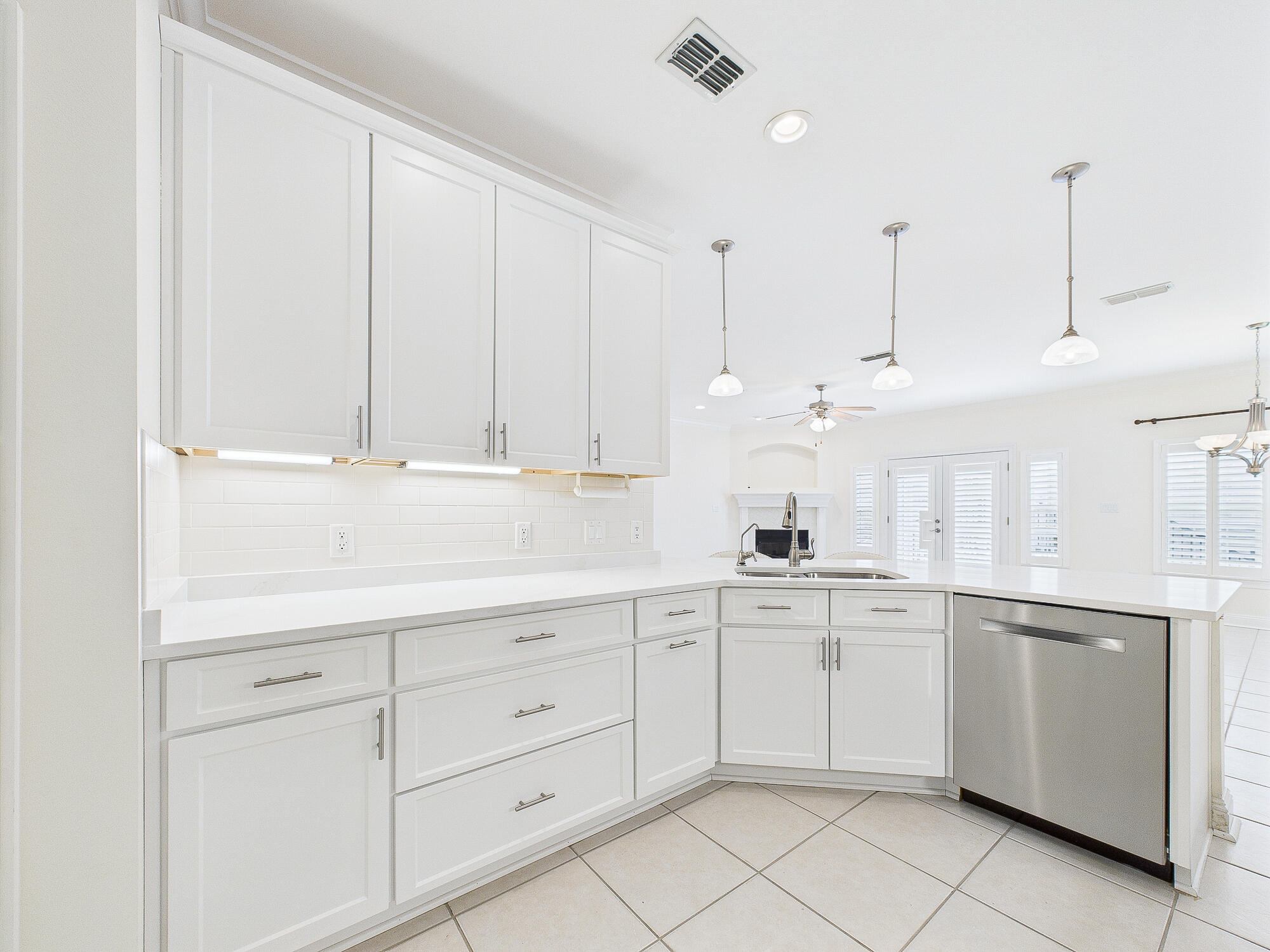 MEDITERRANEAN VILLAGE AT BLUEWATER BAY - Residential