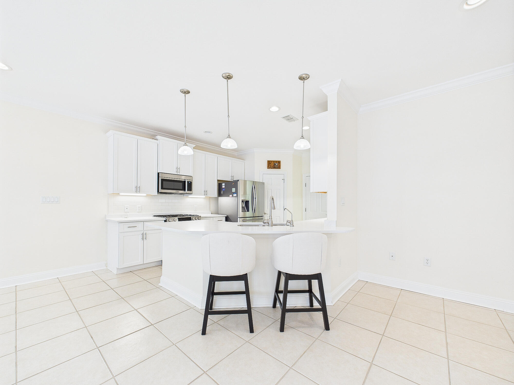 MEDITERRANEAN VILLAGE AT BLUEWATER BAY - Residential