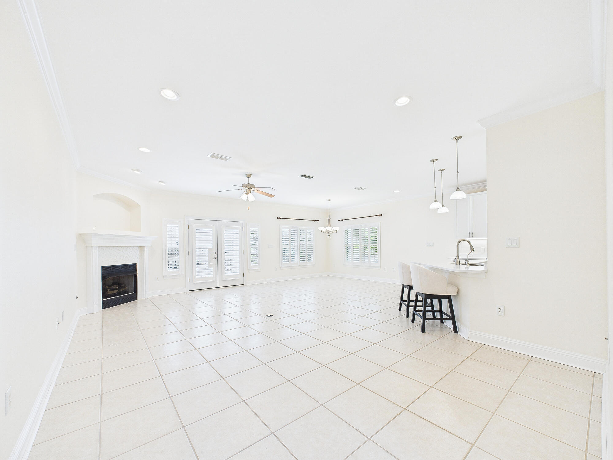 MEDITERRANEAN VILLAGE AT BLUEWATER BAY - Residential