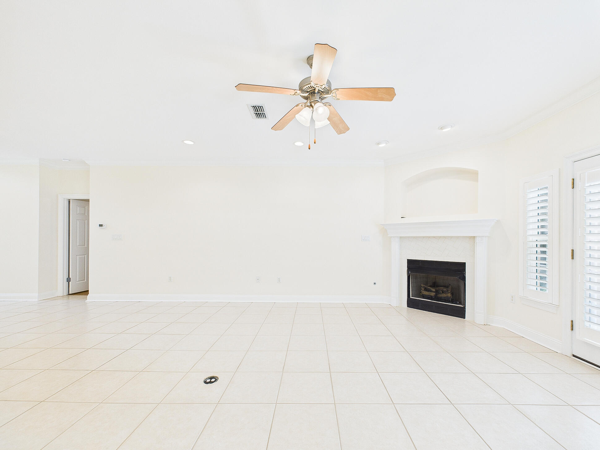 MEDITERRANEAN VILLAGE AT BLUEWATER BAY - Residential