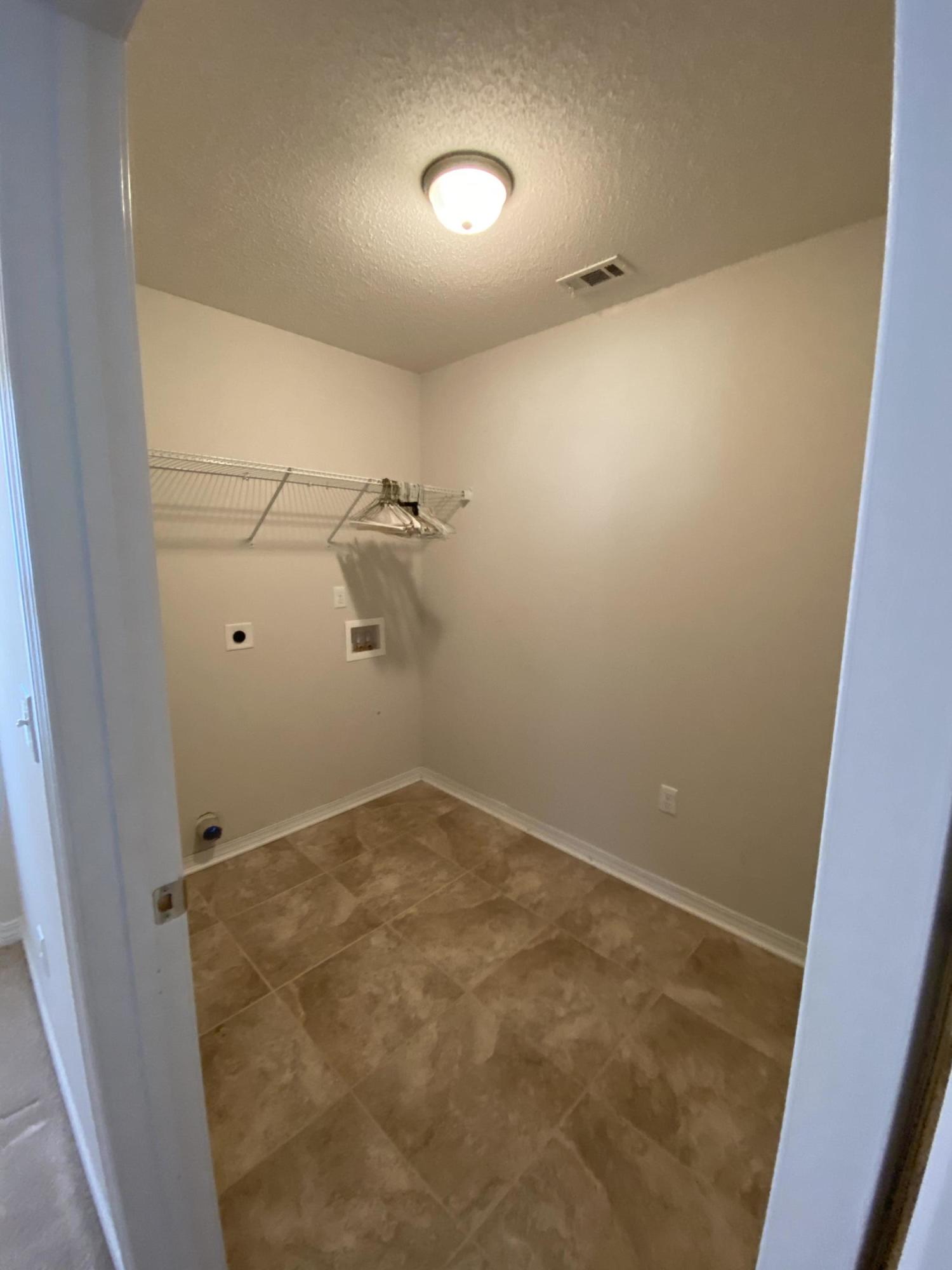 STILLWELL ESTATES - Residential