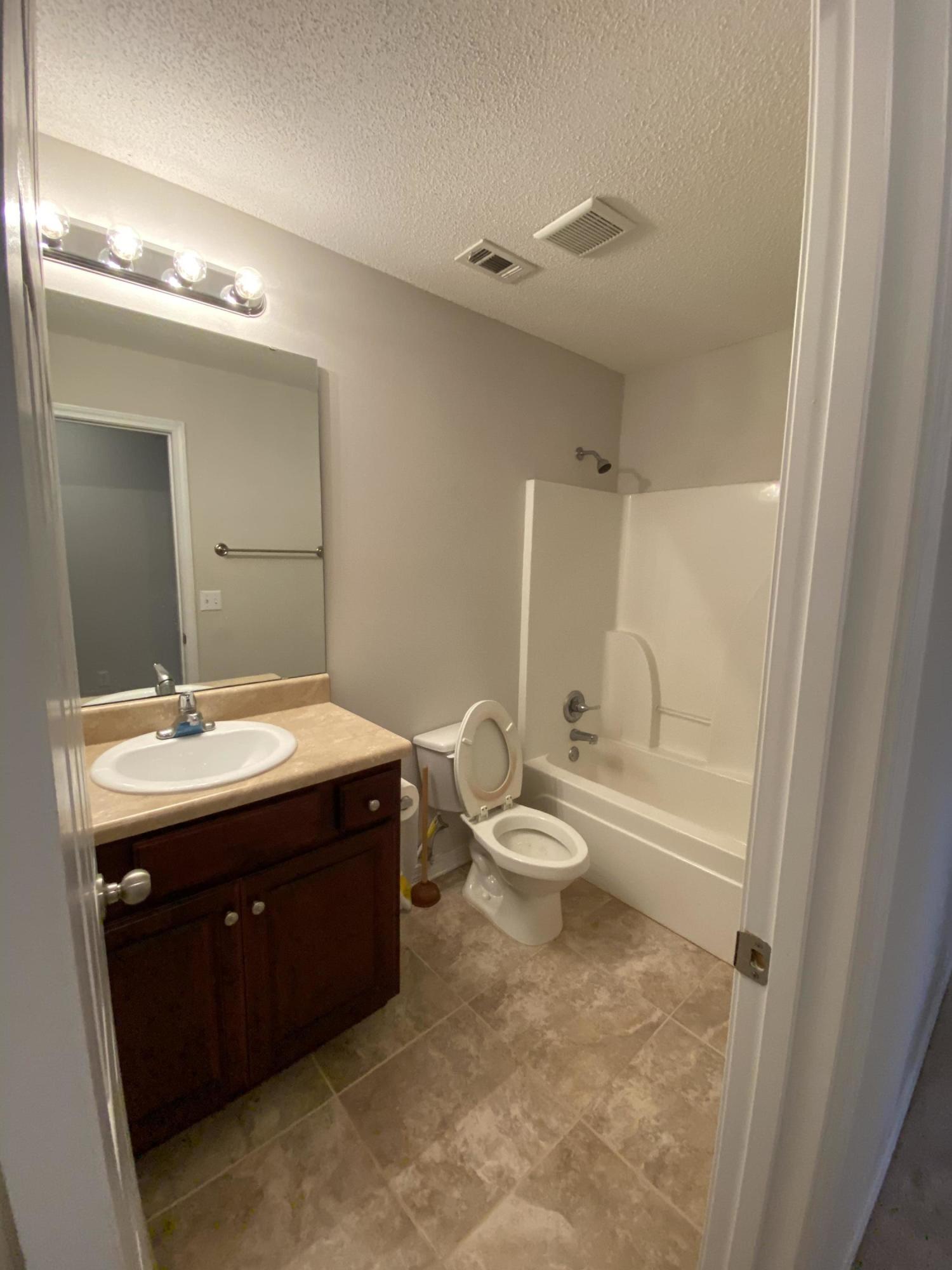 STILLWELL ESTATES - Residential