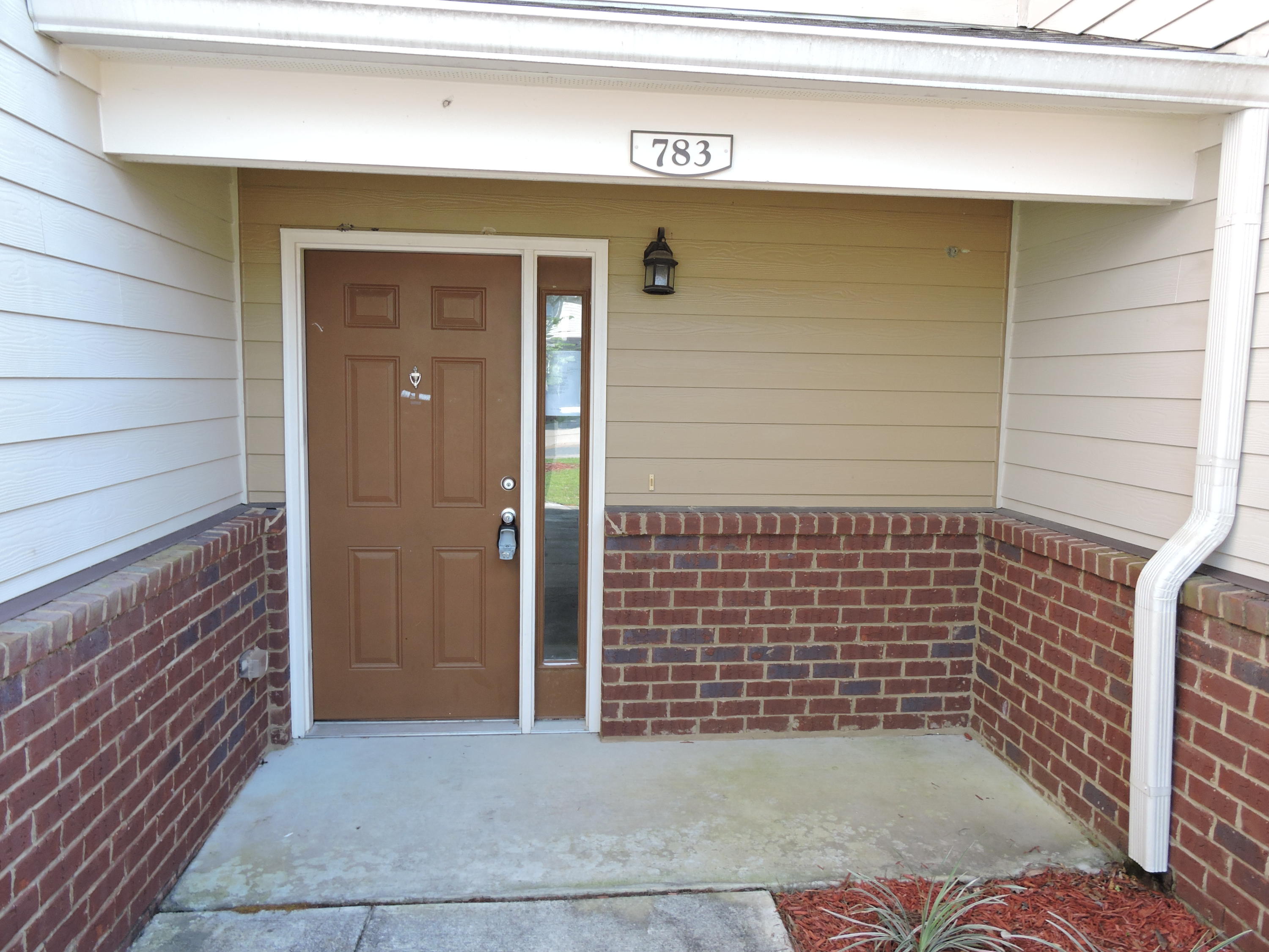 EAGLES LANDING S/D - Residential Lease