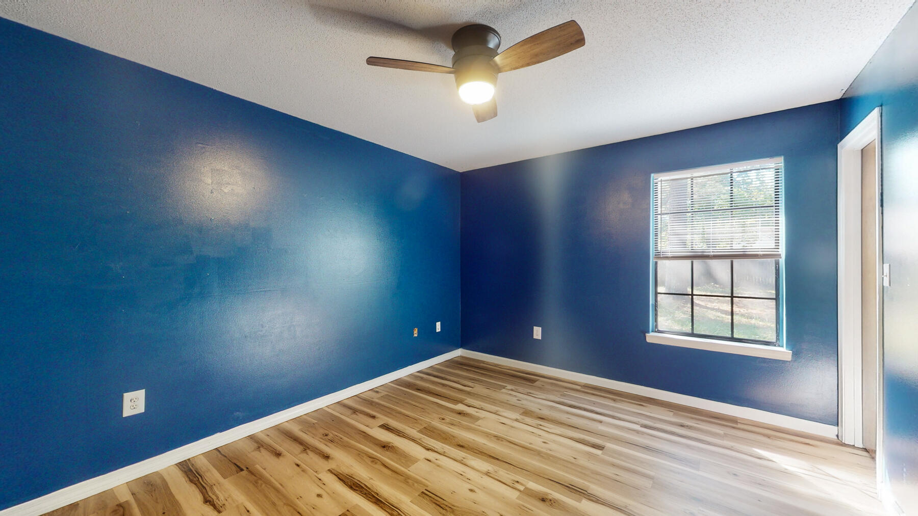 COUNTRYVIEW ESTATES 1ST ADDN - Residential