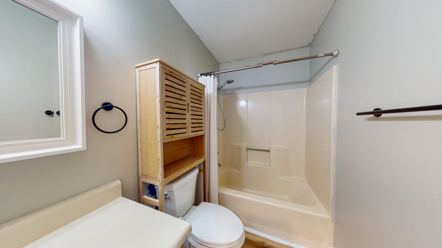 COUNTRYVIEW ESTATES 1ST ADDN - Residential