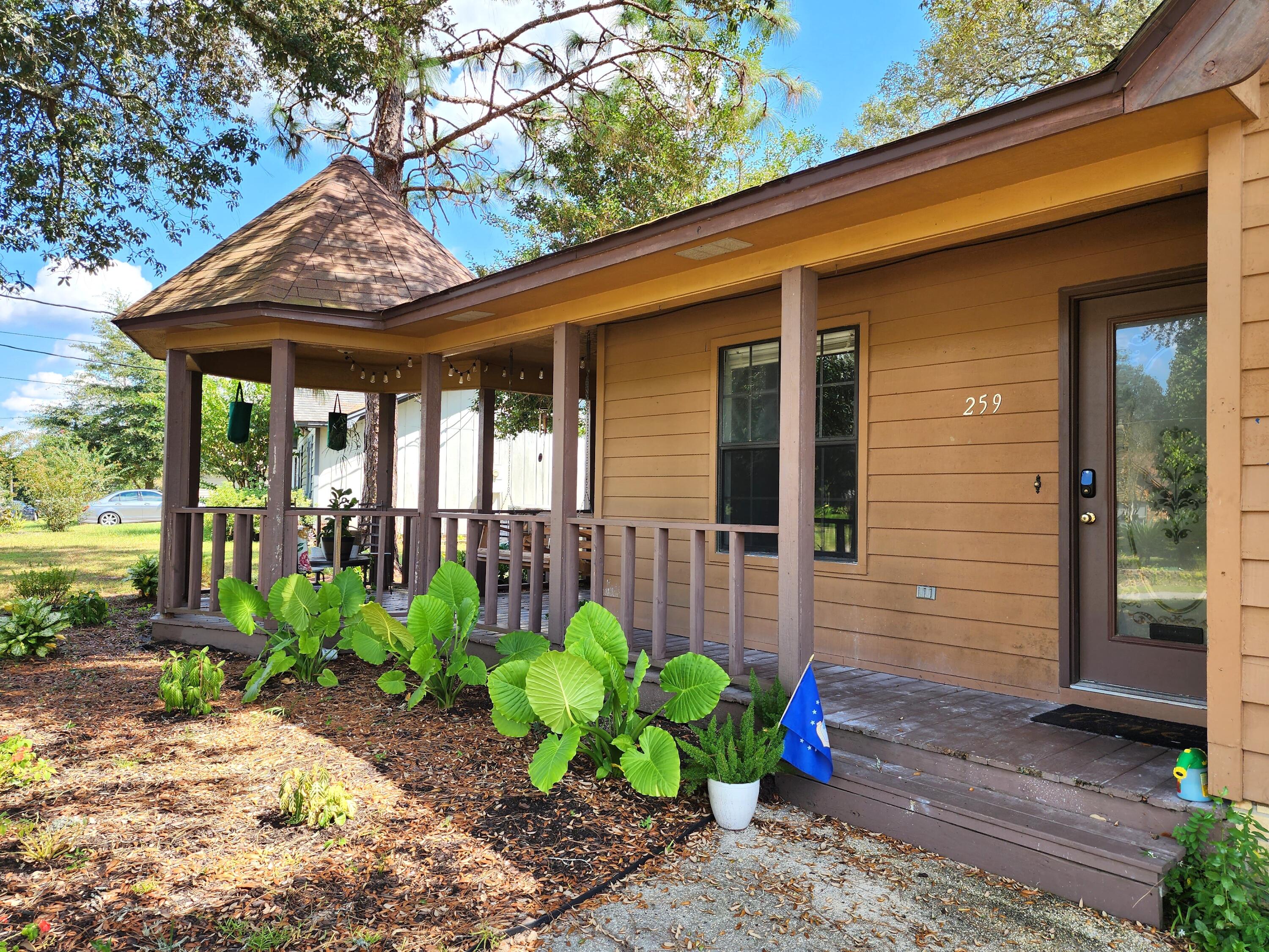 COUNTRYVIEW ESTATES 1ST ADDN - Residential