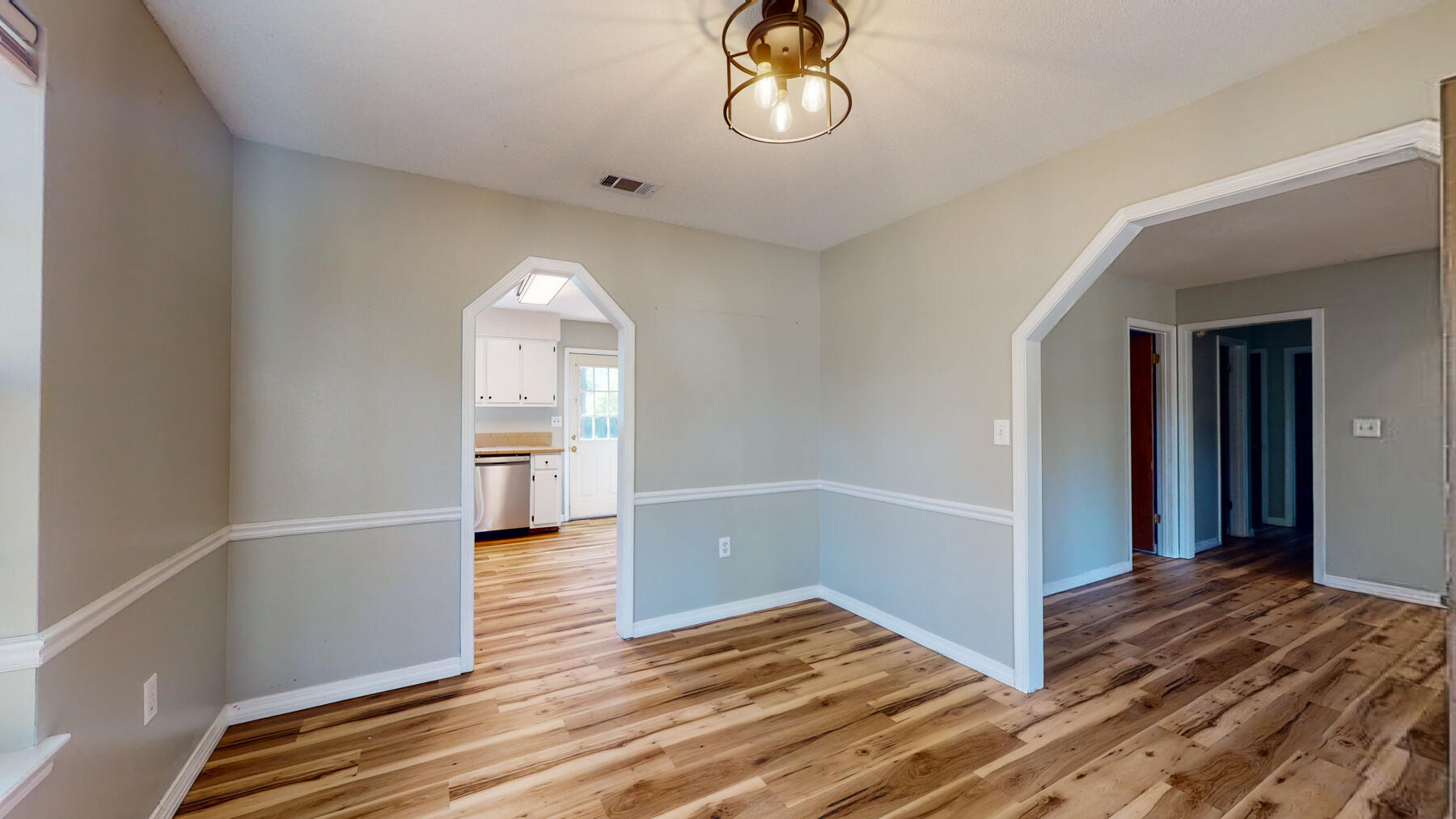 COUNTRYVIEW ESTATES 1ST ADDN - Residential