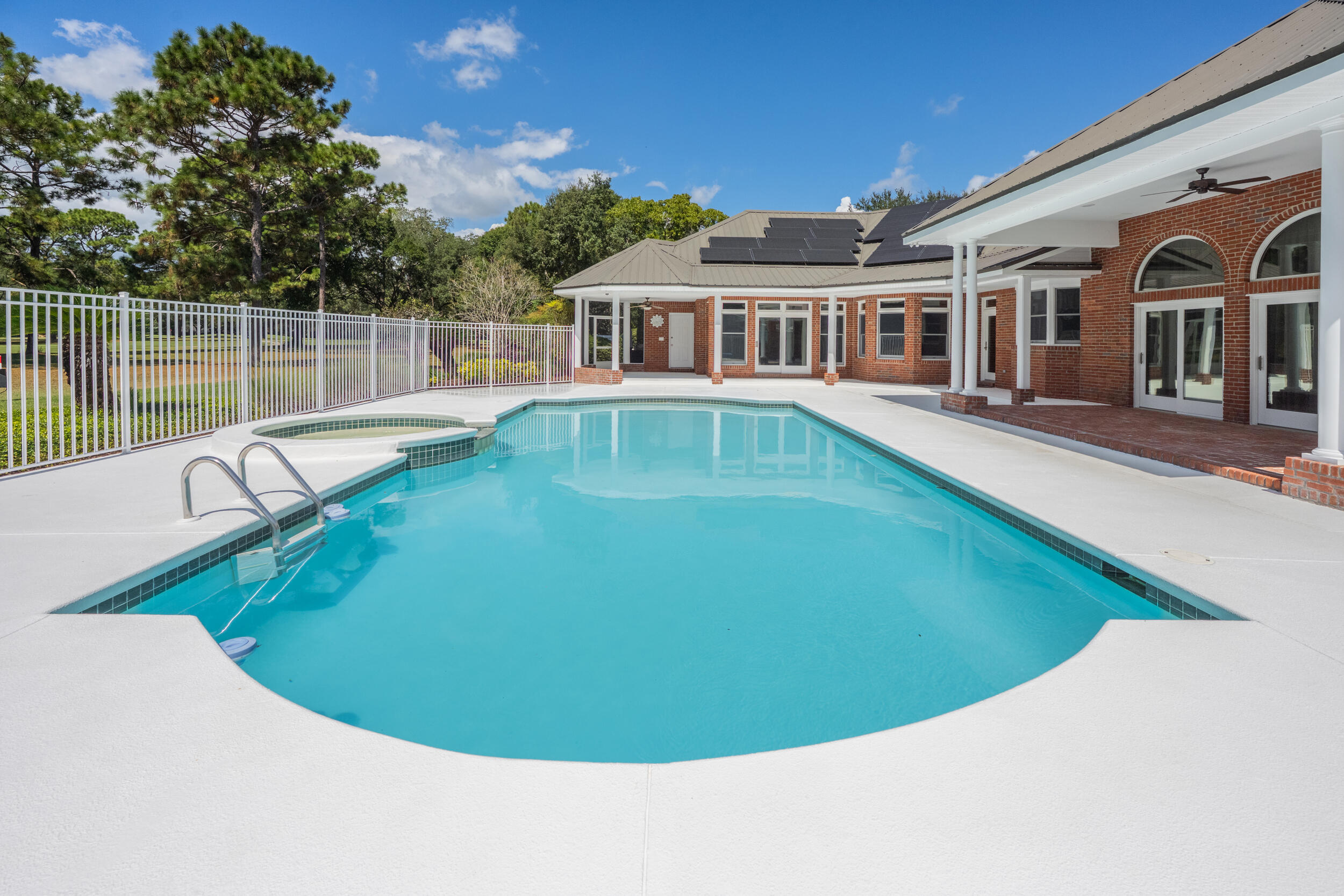 ROCKY BAYOU COUNTRY CLUB ESTATES 1 - Residential