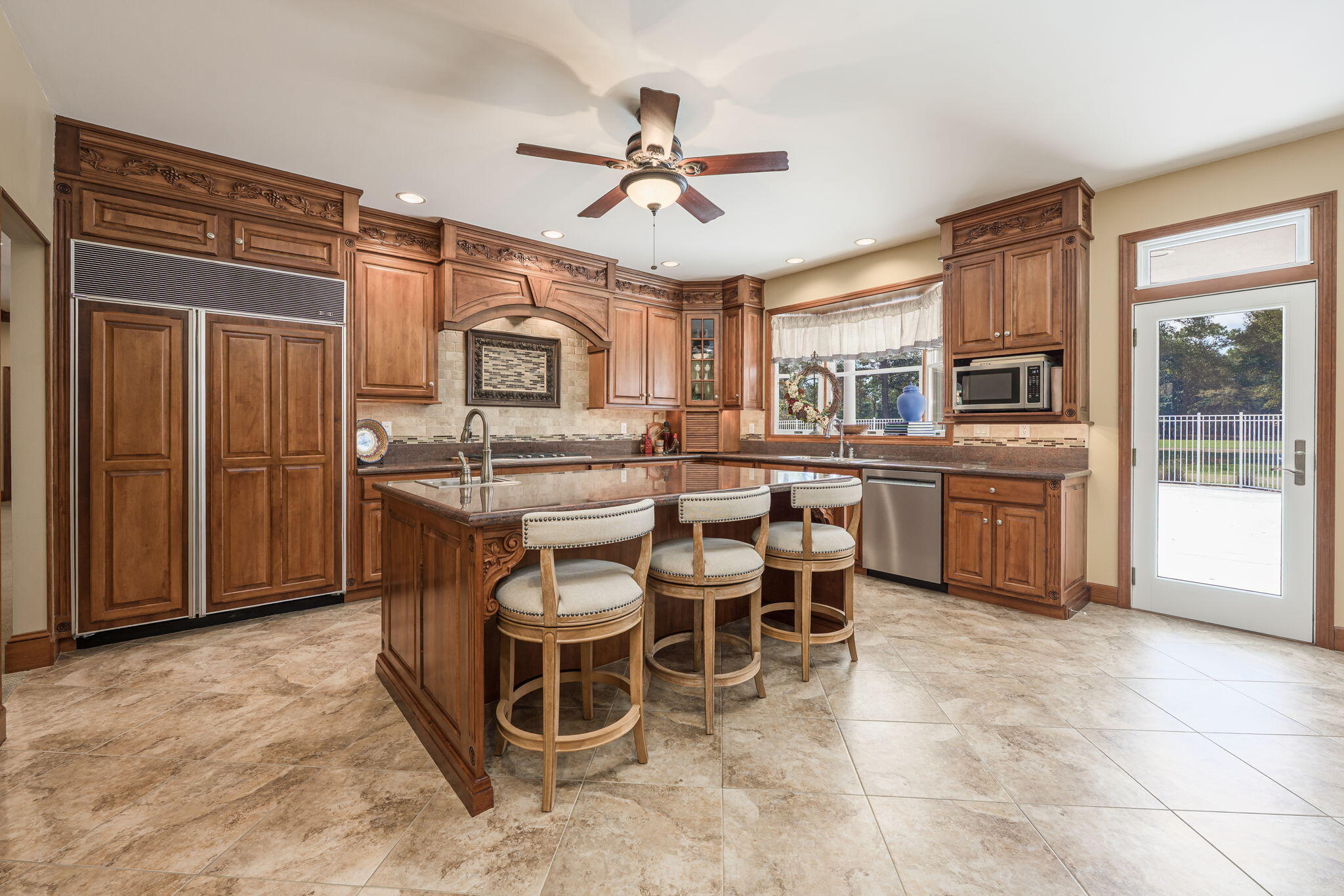 ROCKY BAYOU COUNTRY CLUB ESTATES 1 - Residential