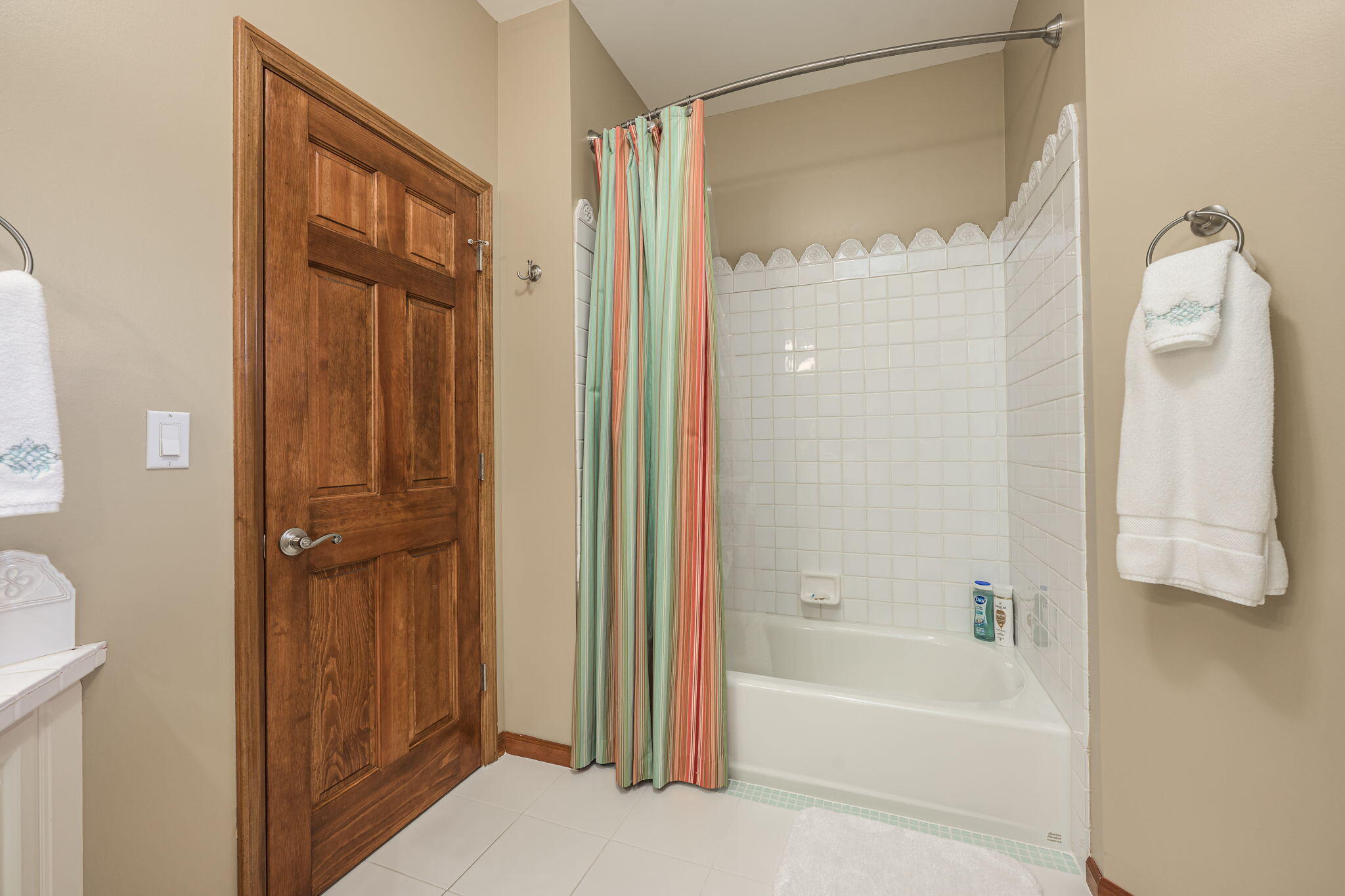 ROCKY BAYOU COUNTRY CLUB ESTATES 1 - Residential