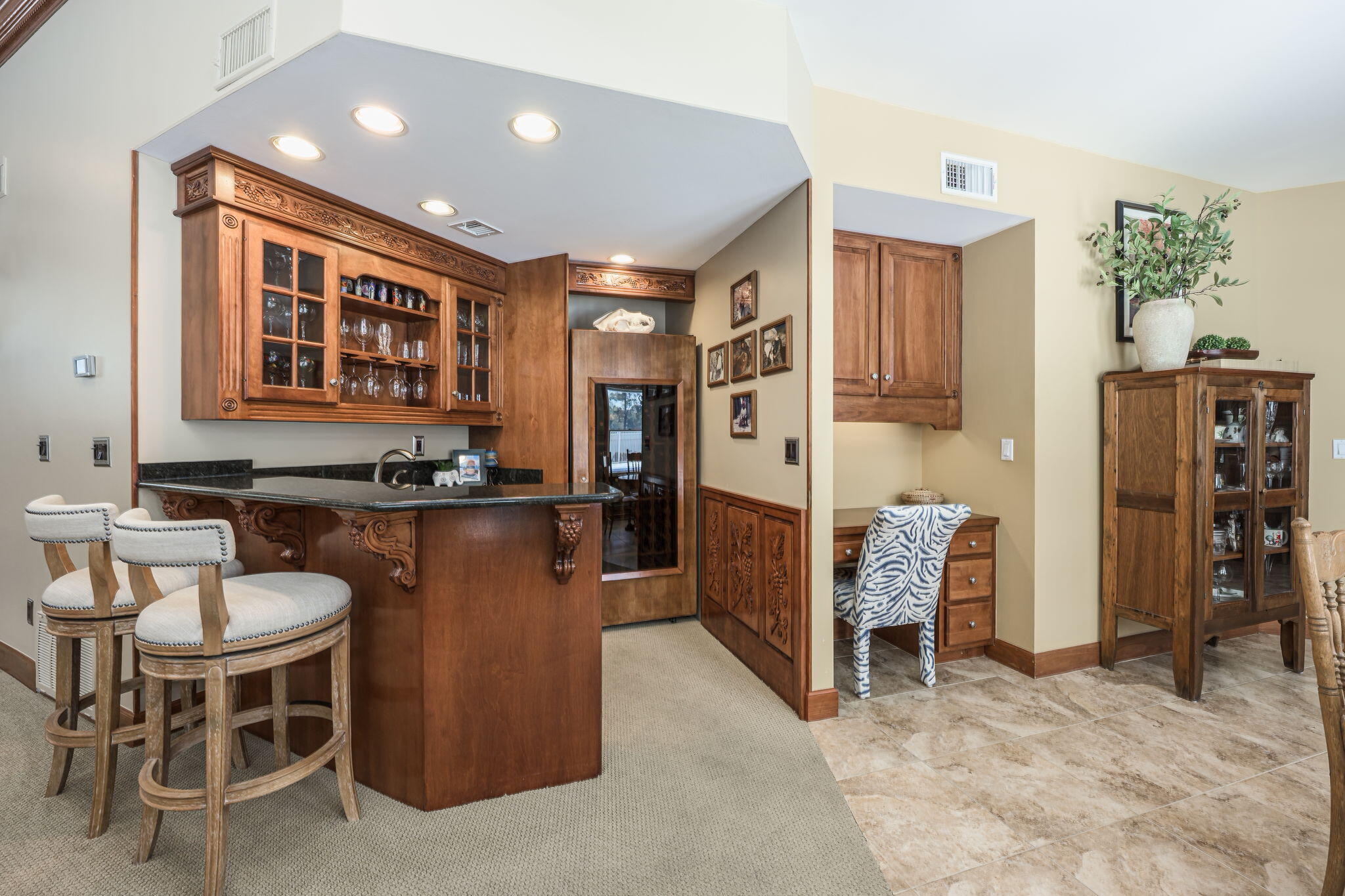 ROCKY BAYOU COUNTRY CLUB ESTATES 1 - Residential