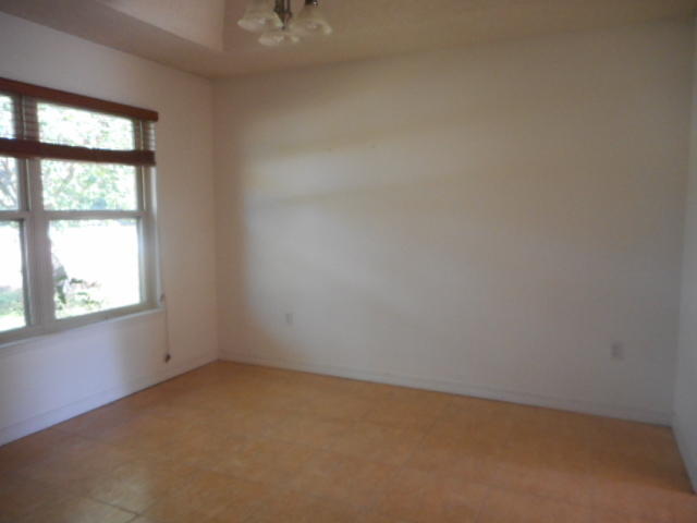 NAVARRE S/D 2ND ADDN - Residential