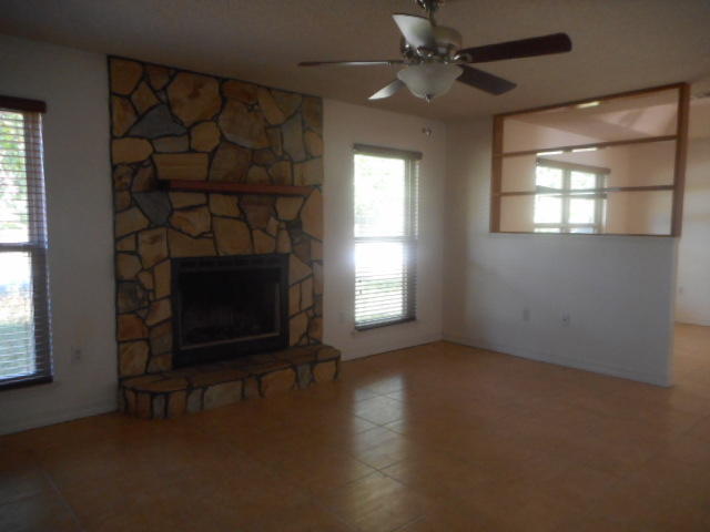 NAVARRE S/D 2ND ADDN - Residential