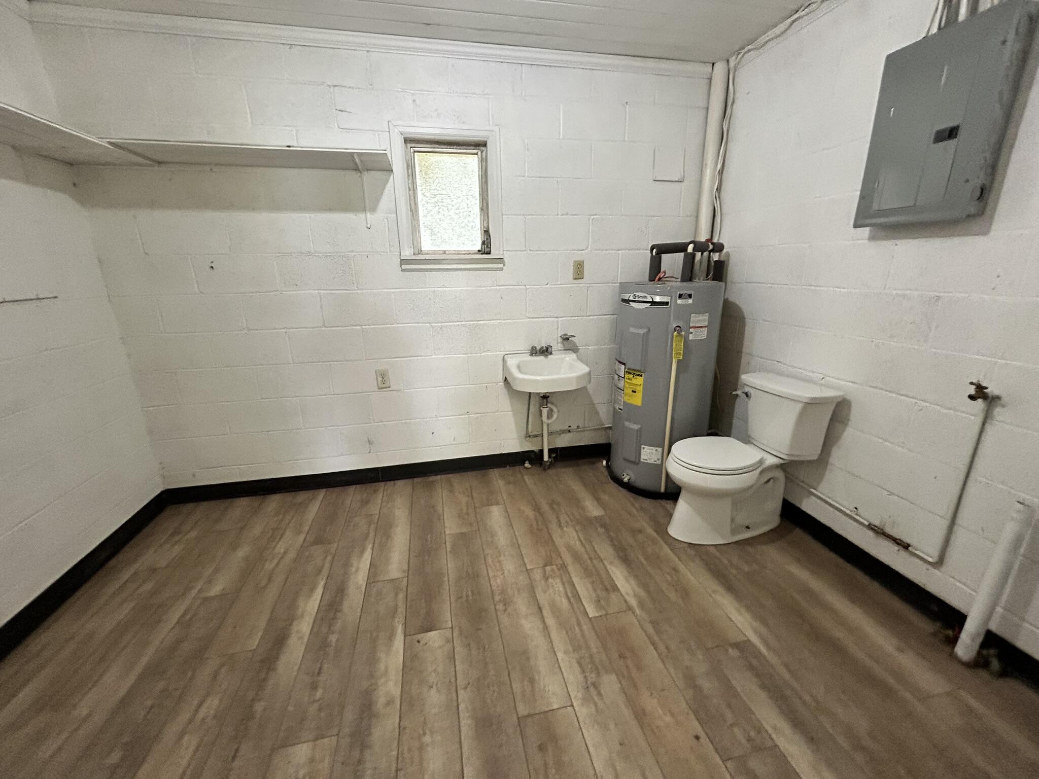 METES & BOUNDS - Residential Lease