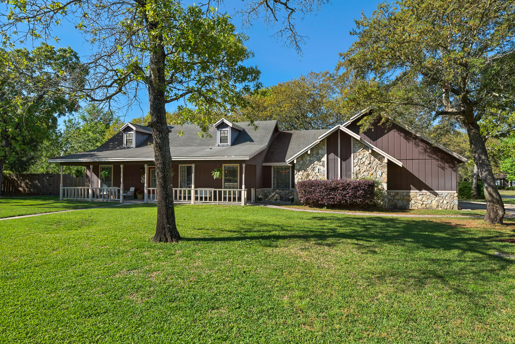 CARIBBEAN VILLAGE EAST 3 - Residential