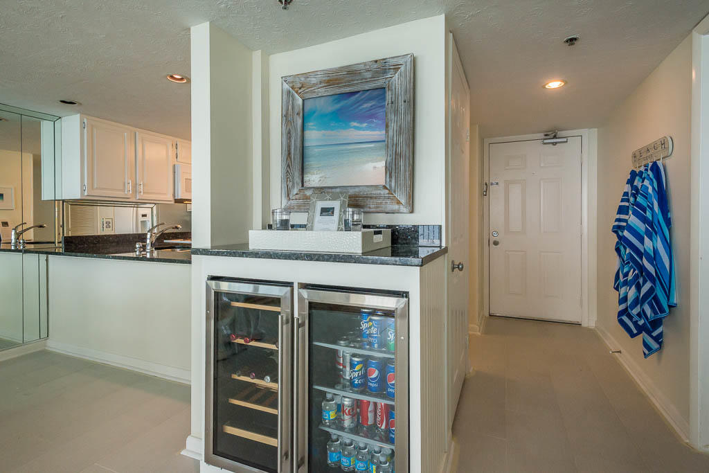 ONE SEAGROVE PLACE CONDO - Residential