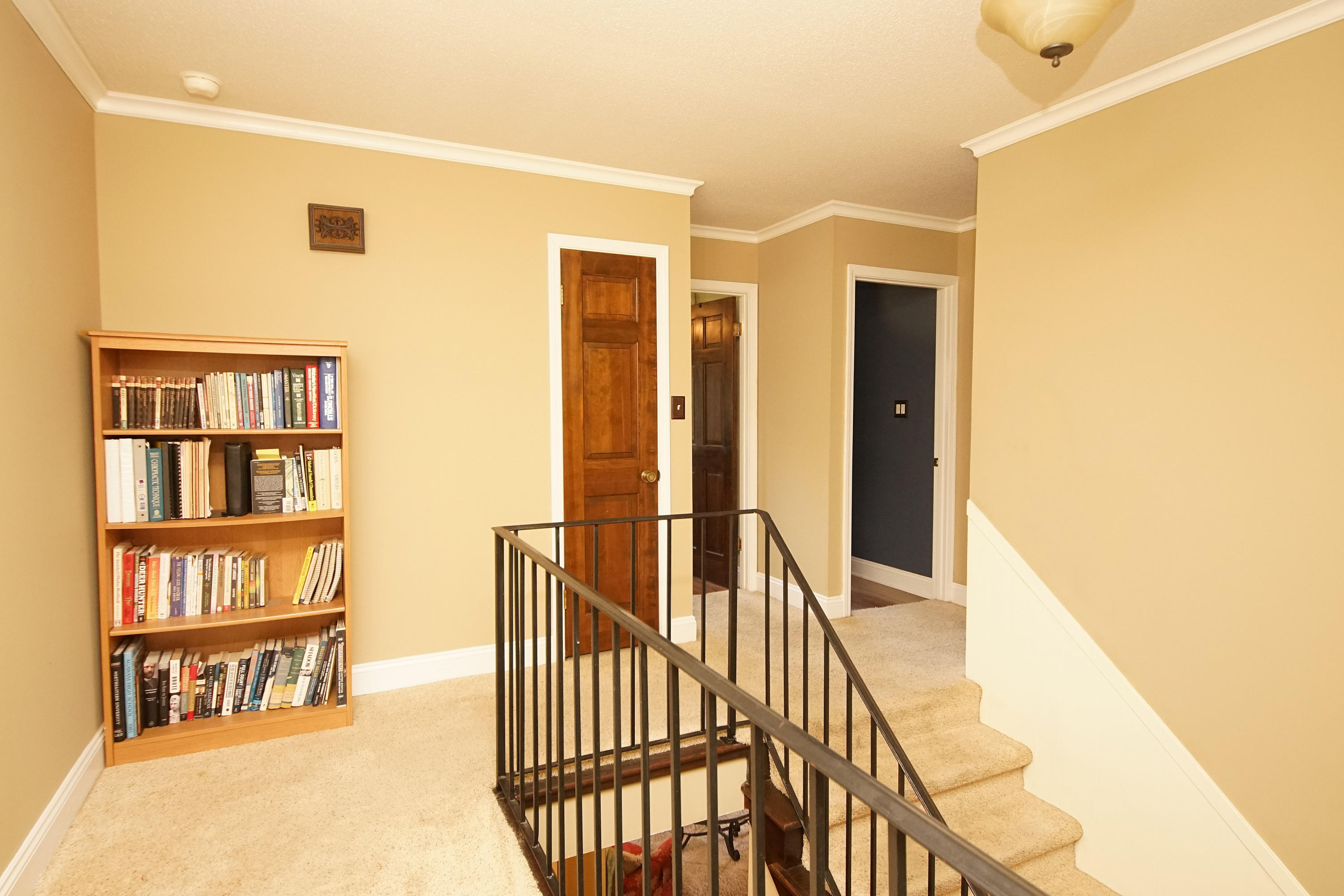 LAKE LORRAINE ESTATES - Residential