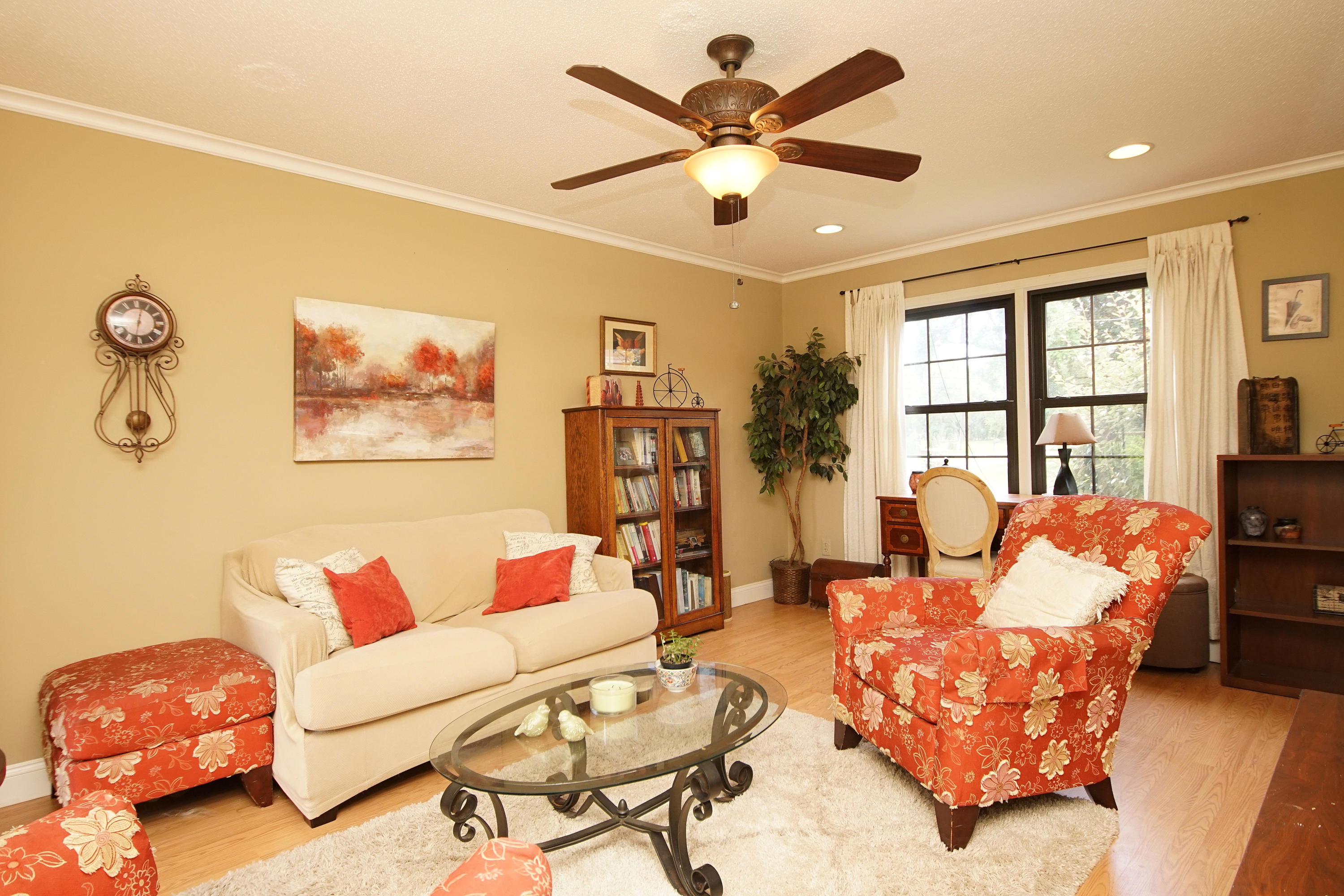 LAKE LORRAINE ESTATES - Residential