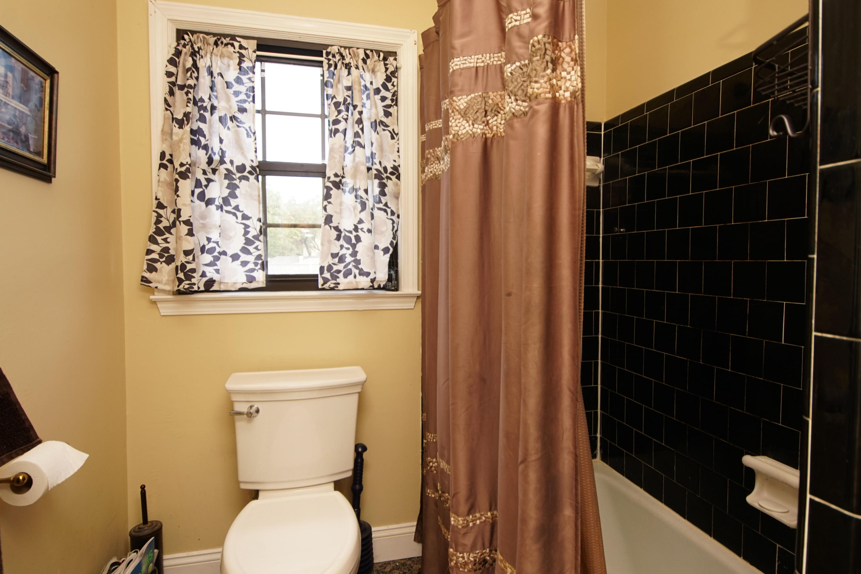 LAKE LORRAINE ESTATES - Residential