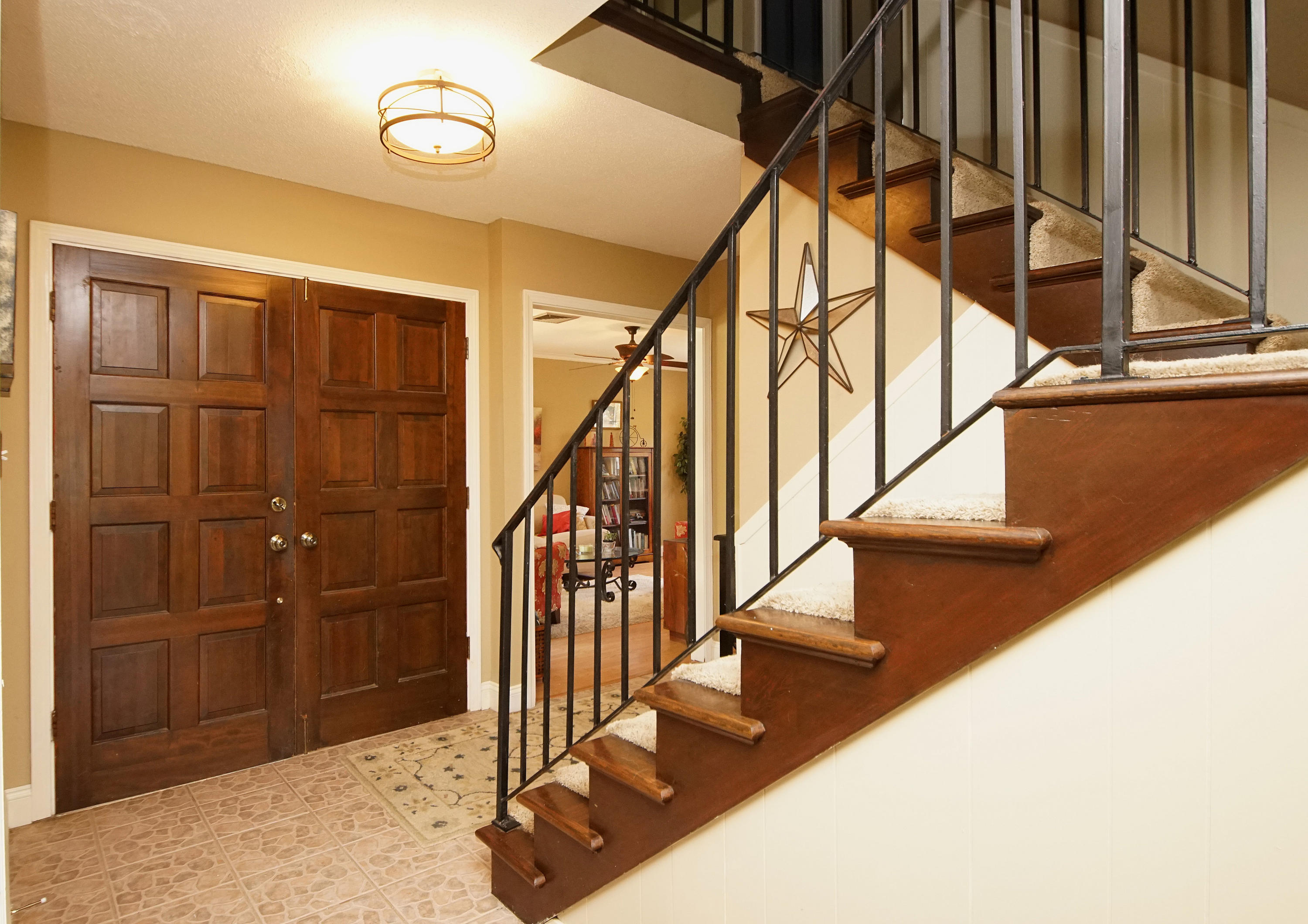 LAKE LORRAINE ESTATES - Residential